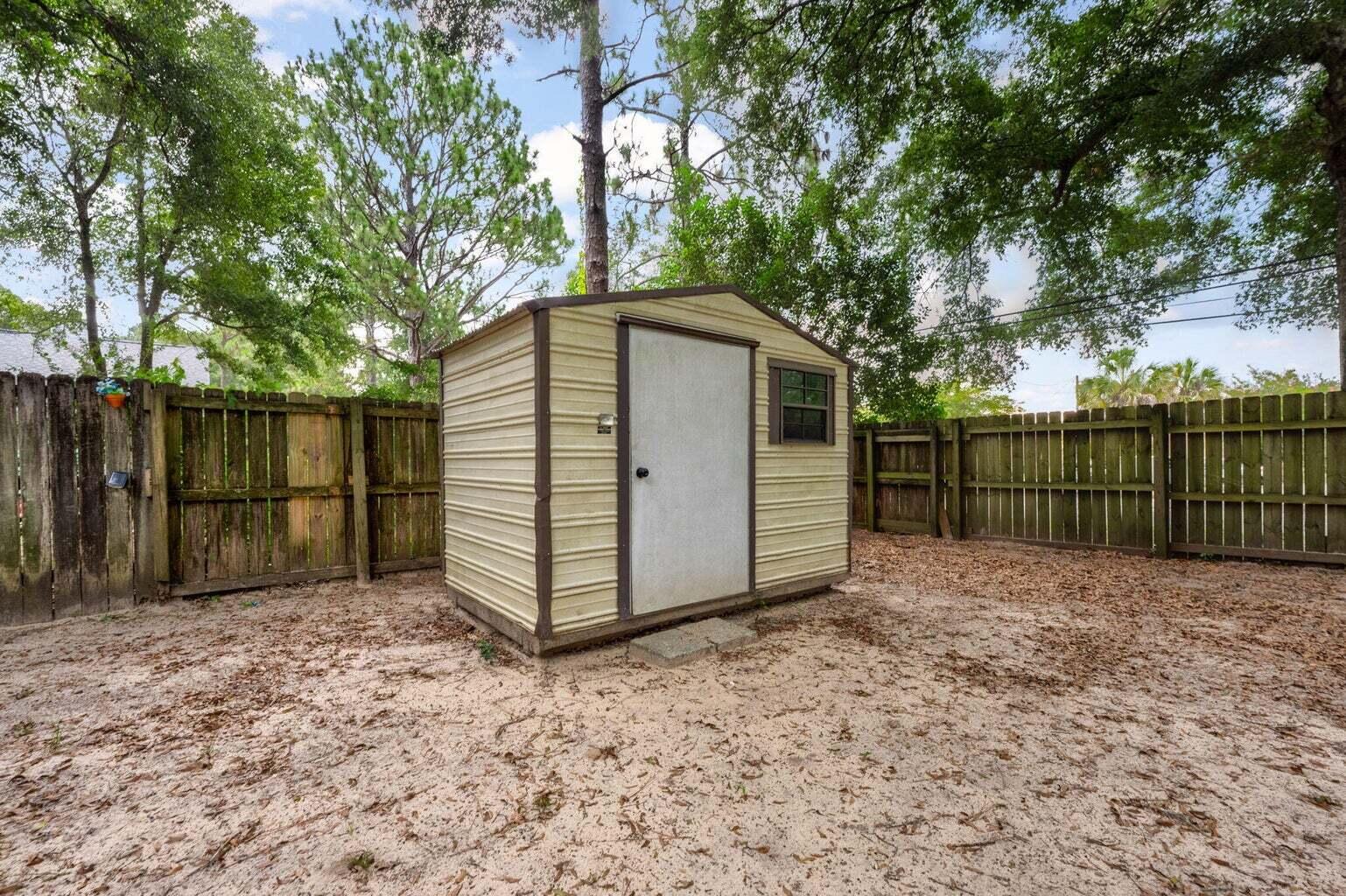 COUNTRY OAKS ESTATES PH 2 - Residential Lease