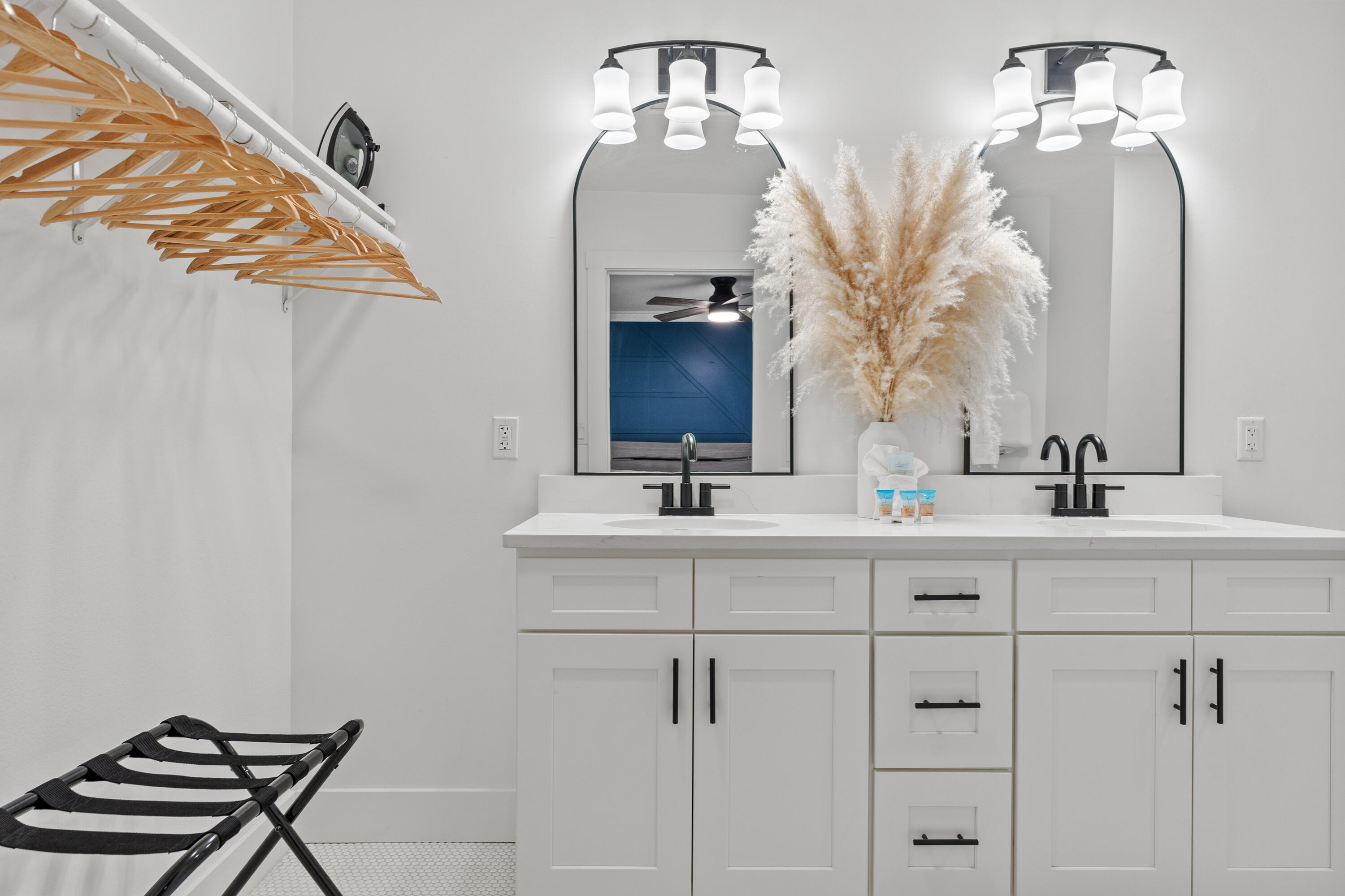 LAGUNA POINT CONDO - Residential