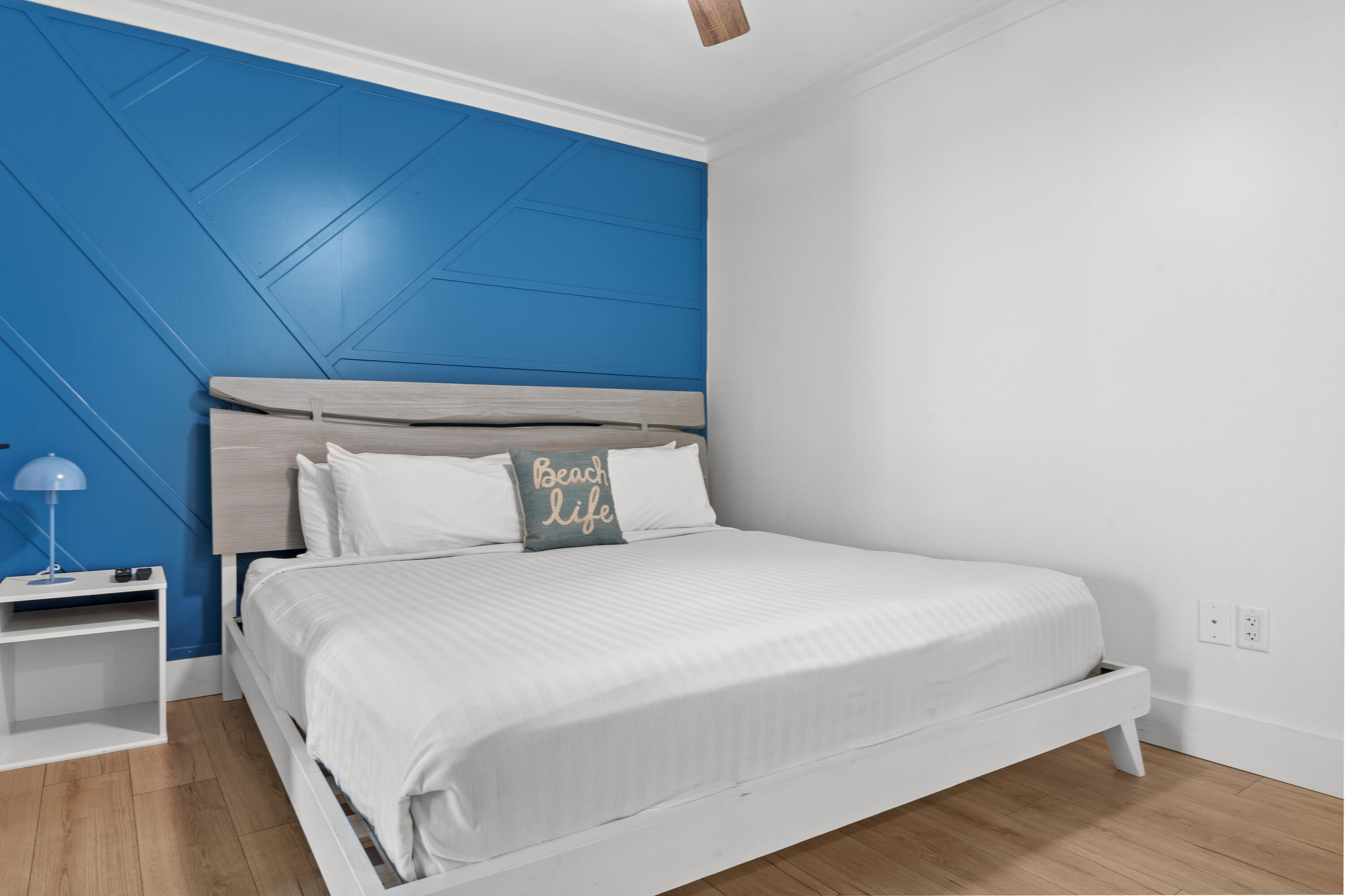 LAGUNA POINT CONDO - Residential