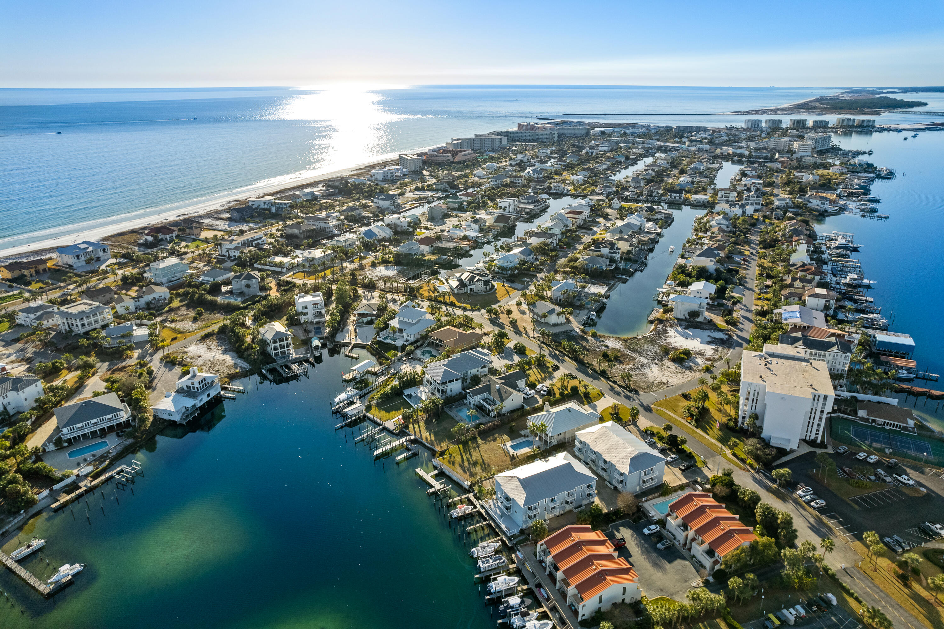 LAGUNA POINT CONDO - Residential