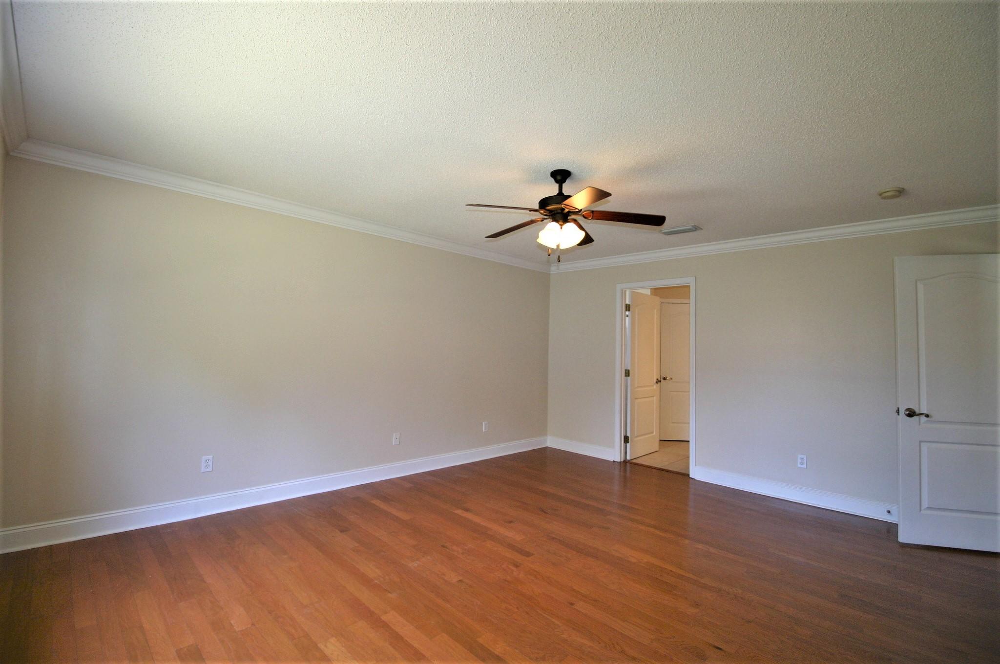 TRAILWOOD ESTATES - Residential