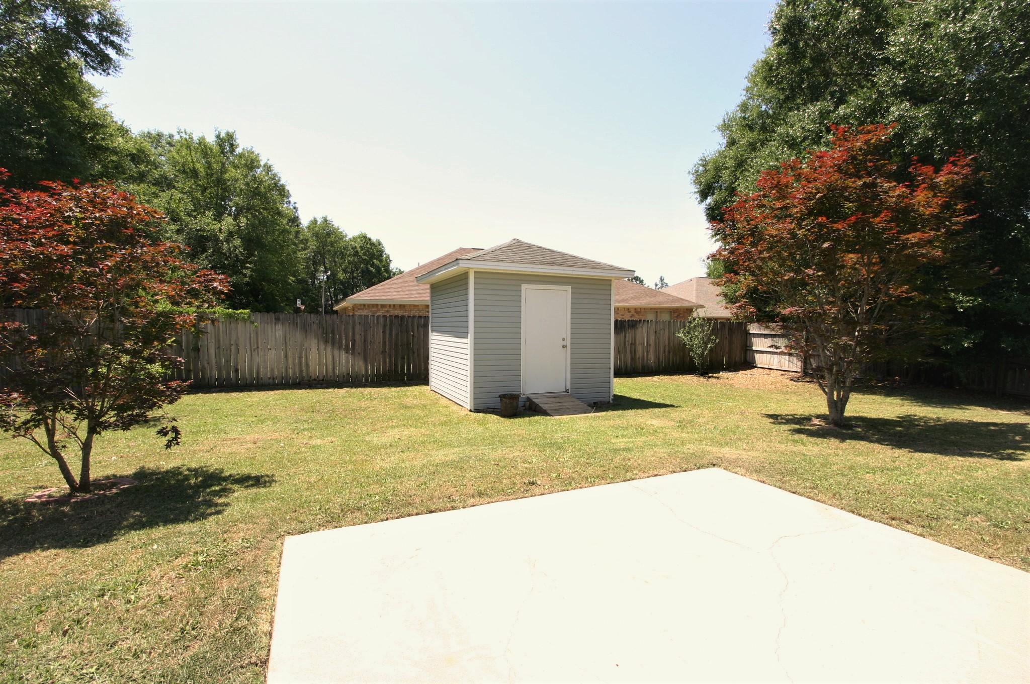 TRAILWOOD ESTATES - Residential