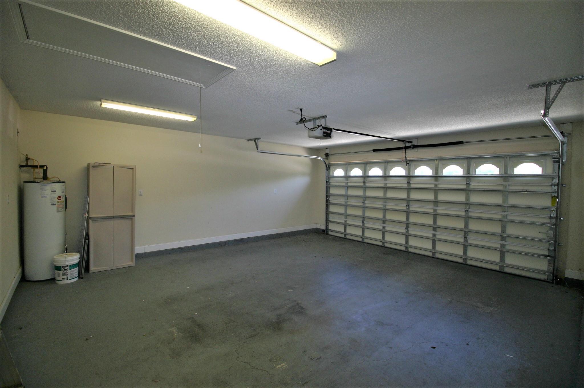 TRAILWOOD ESTATES - Residential