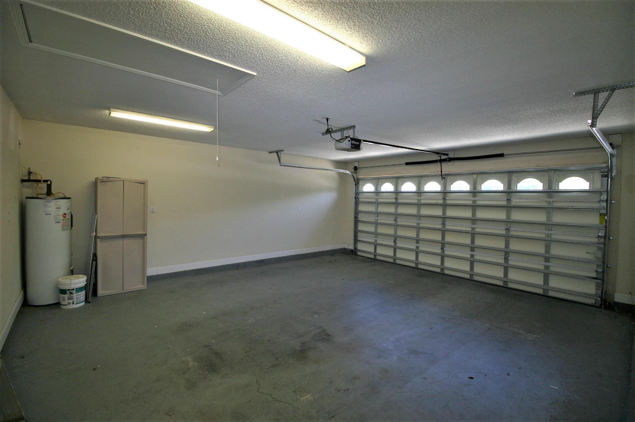 TRAILWOOD ESTATES - Residential