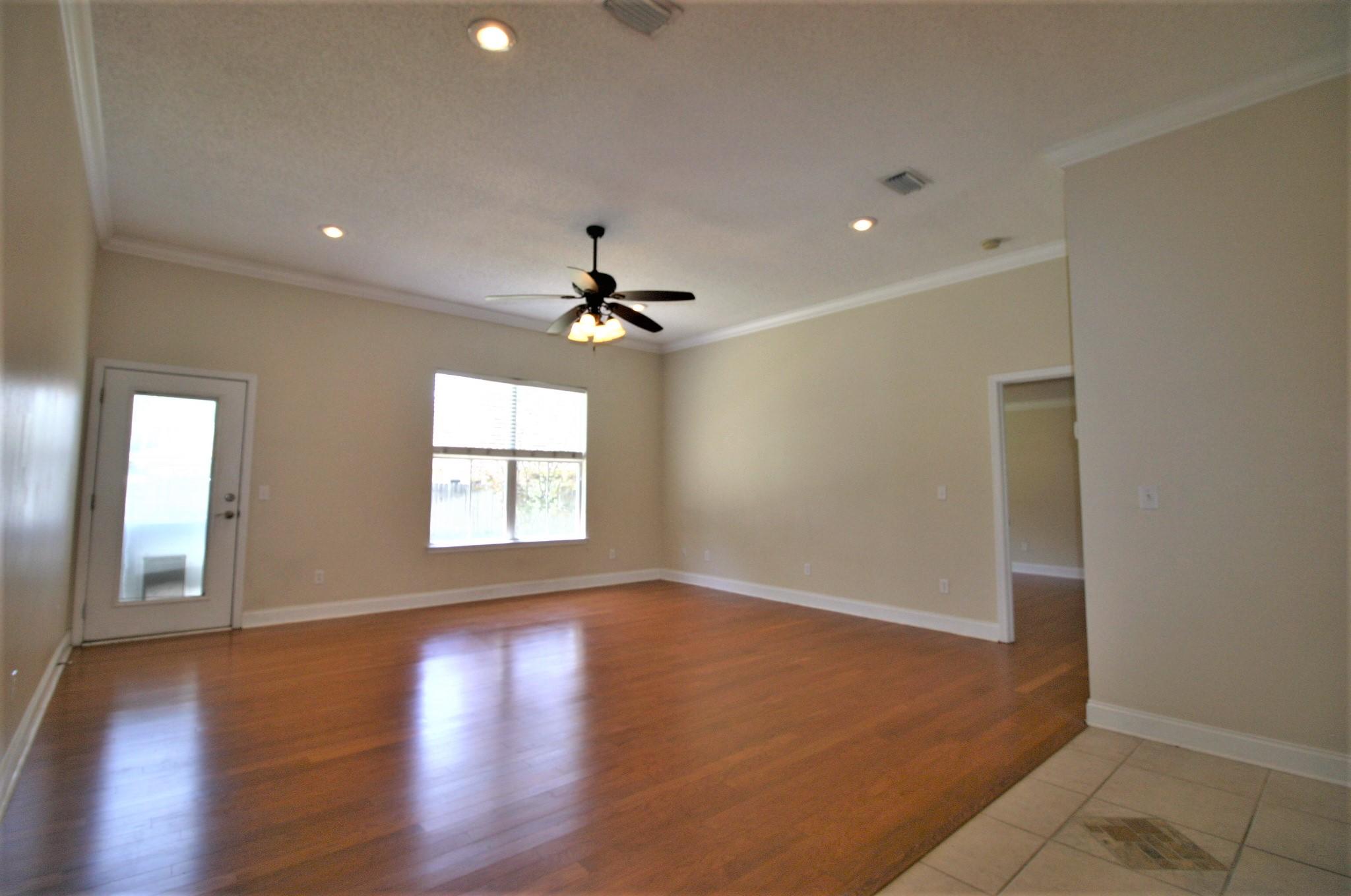 TRAILWOOD ESTATES - Residential