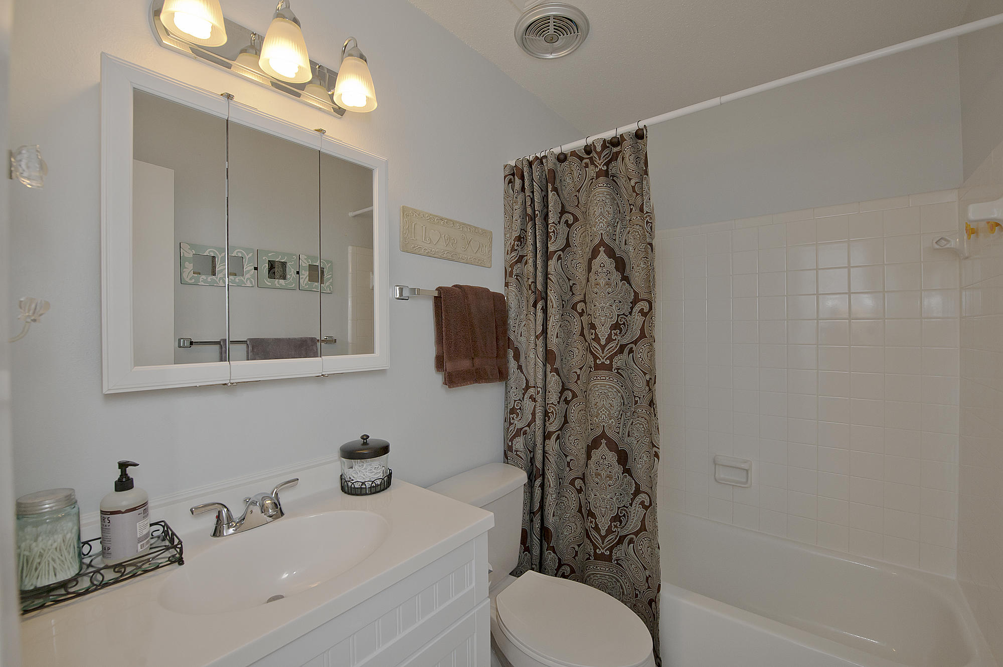 Pine Meadows 3rd - Residential