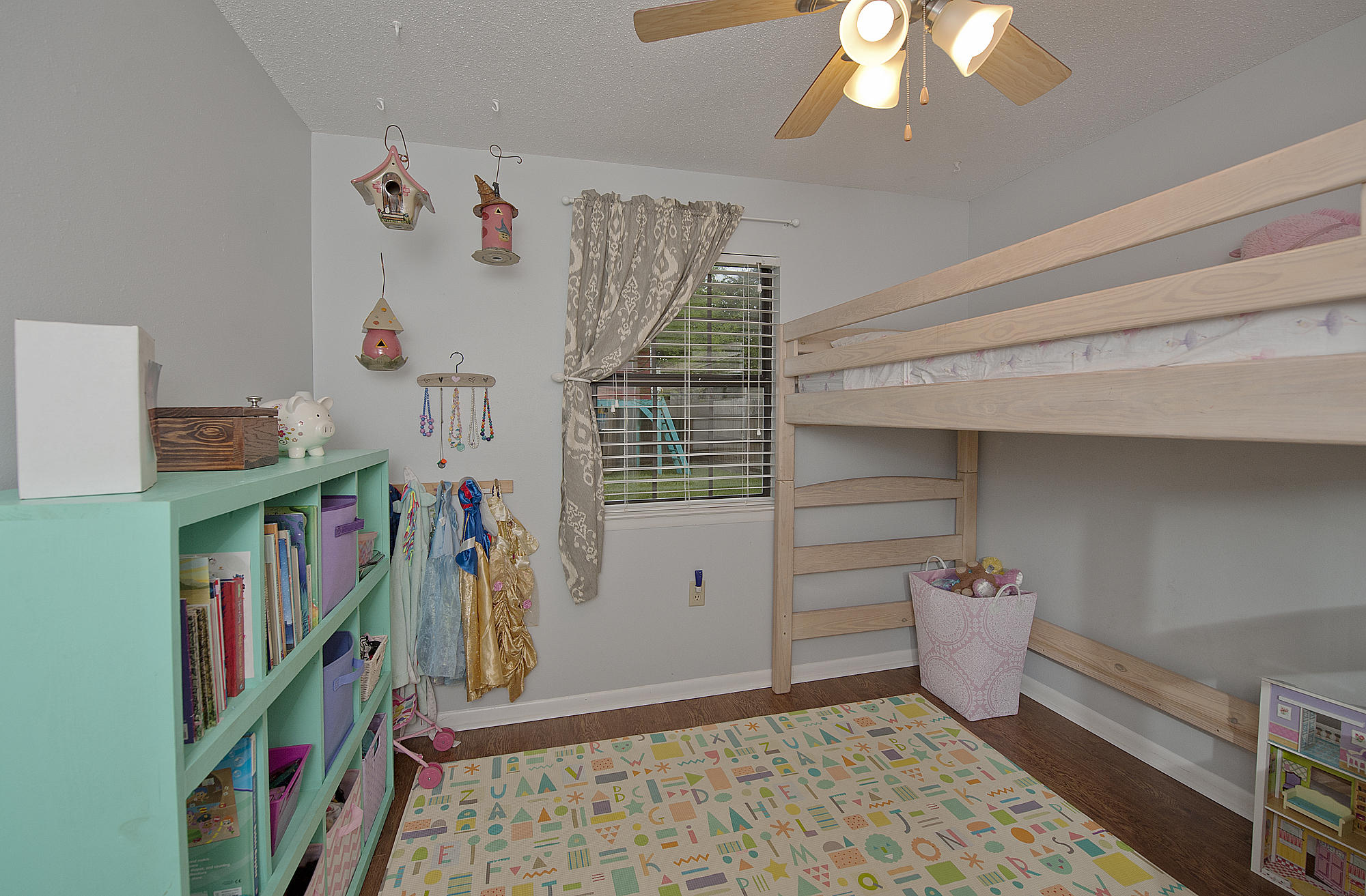 Pine Meadows 3rd - Residential