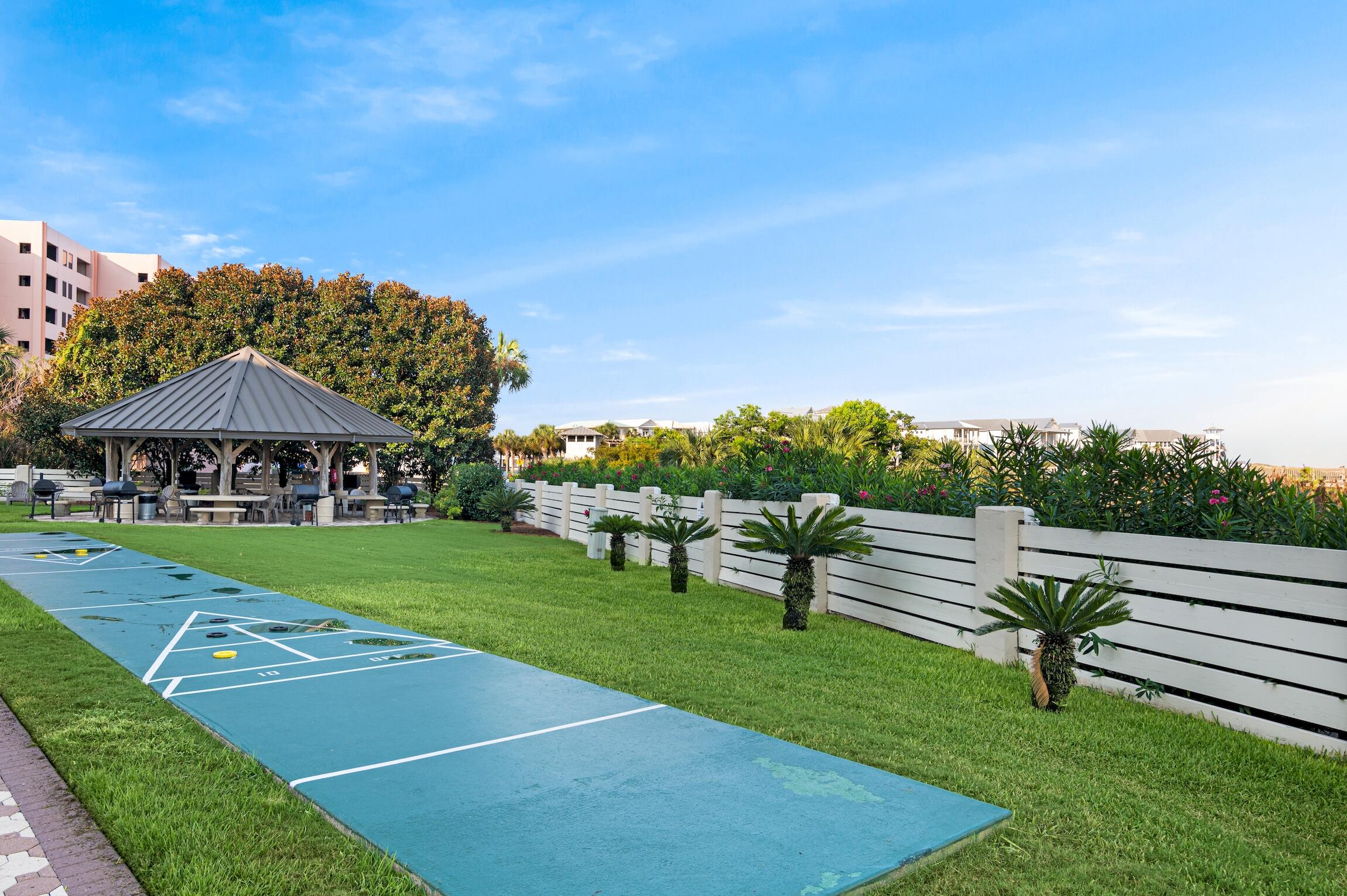 ISLANDER CONDO PH 2 - Residential