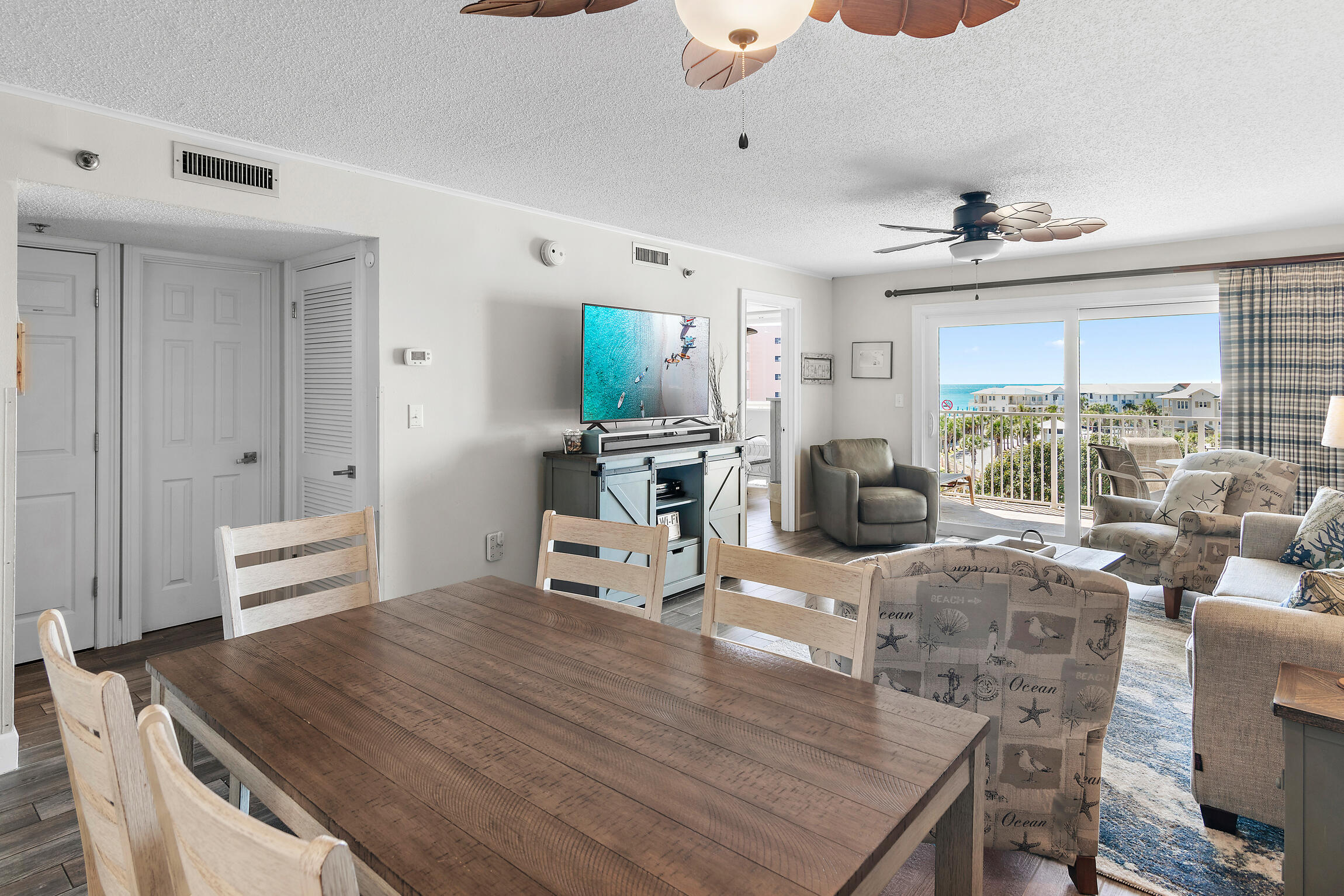 ISLANDER CONDO PH 2 - Residential