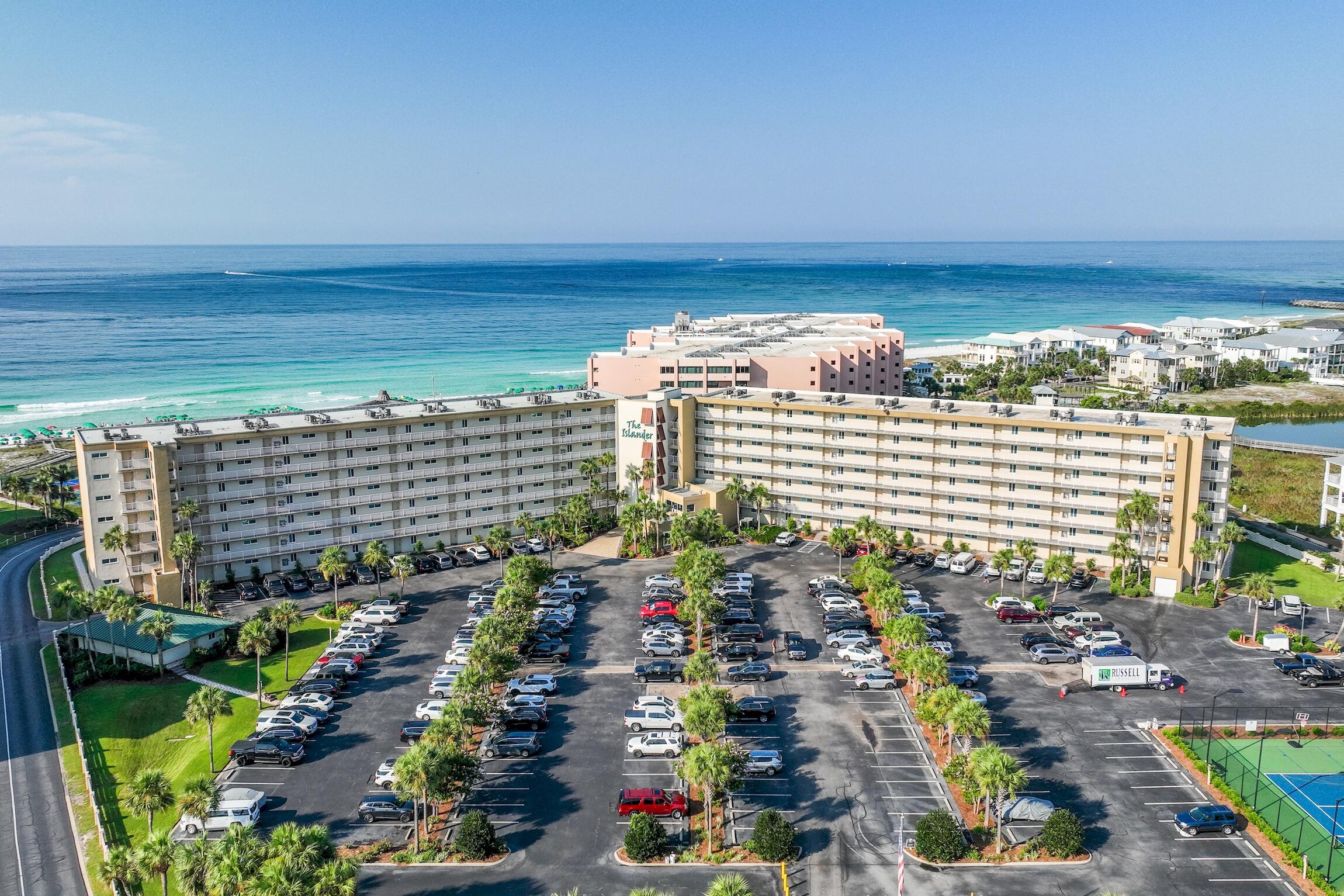 ISLANDER CONDO PH 2 - Residential