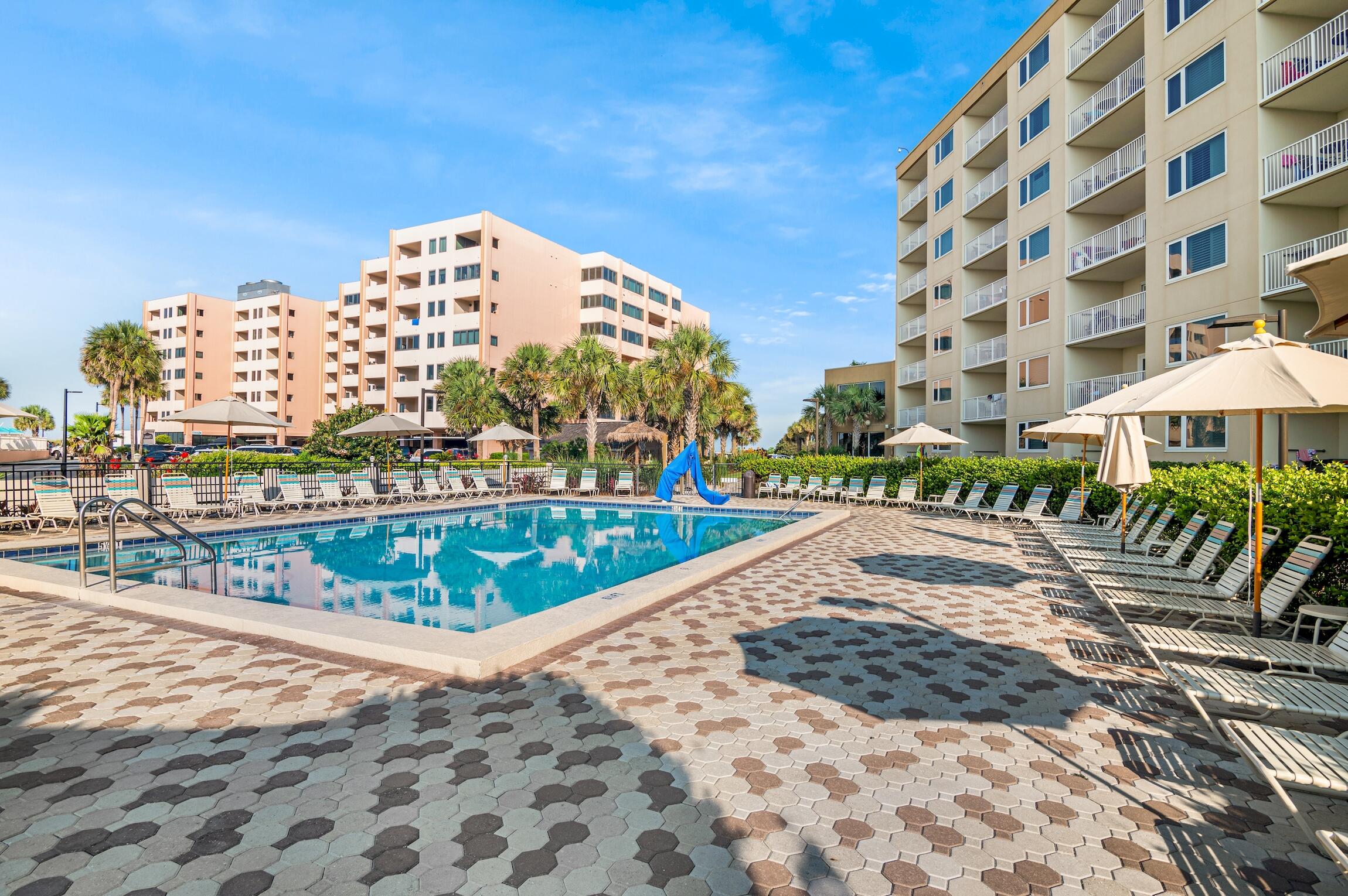ISLANDER CONDO PH 2 - Residential