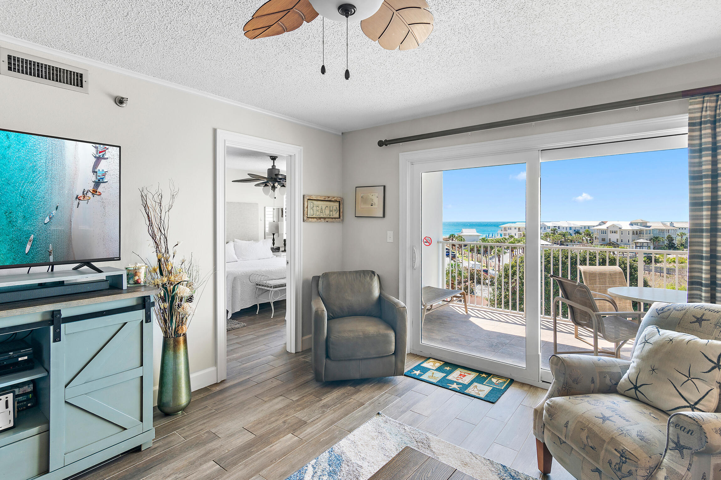 ISLANDER CONDO PH 2 - Residential