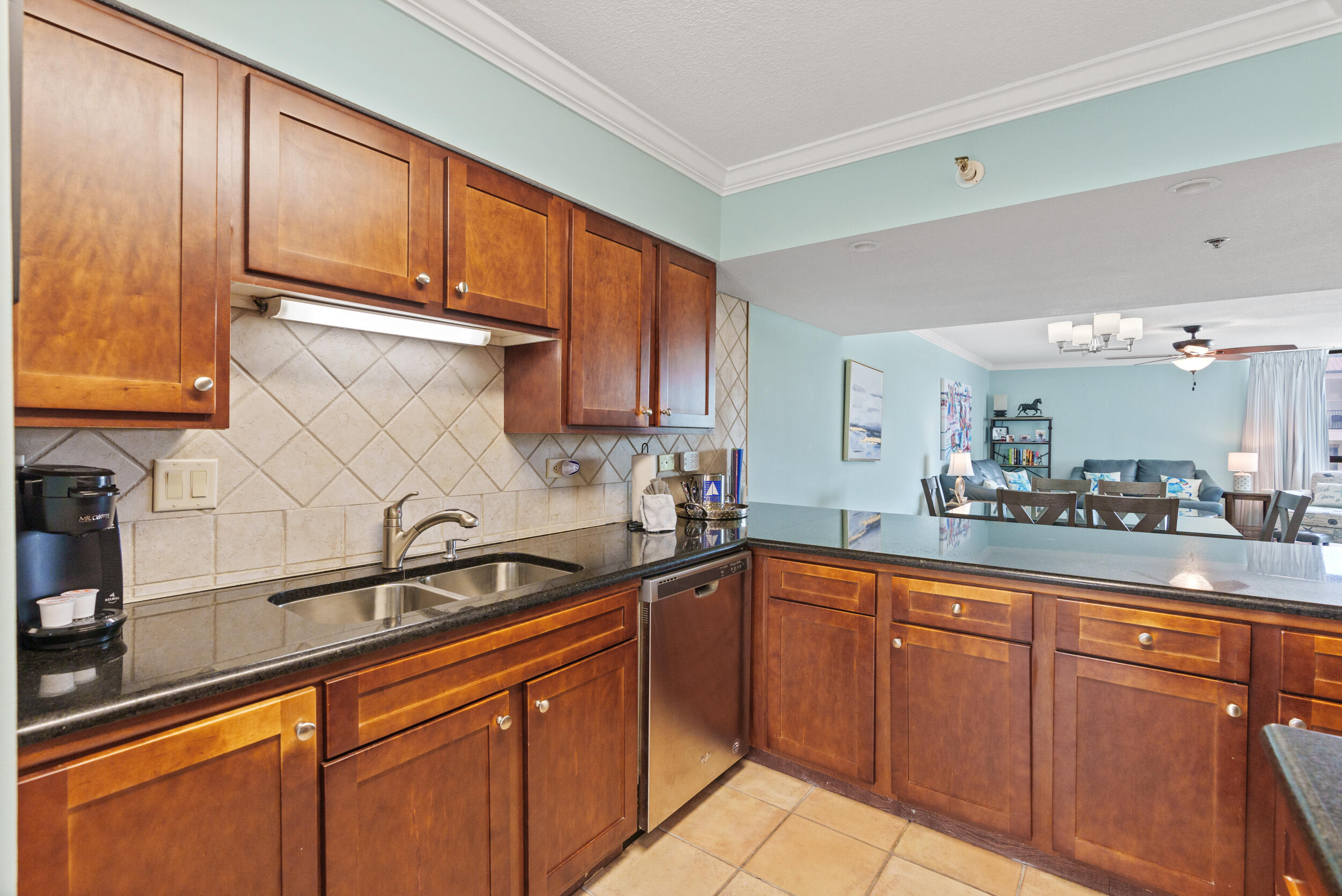MAINSAIL CONDO PH 3 - Residential