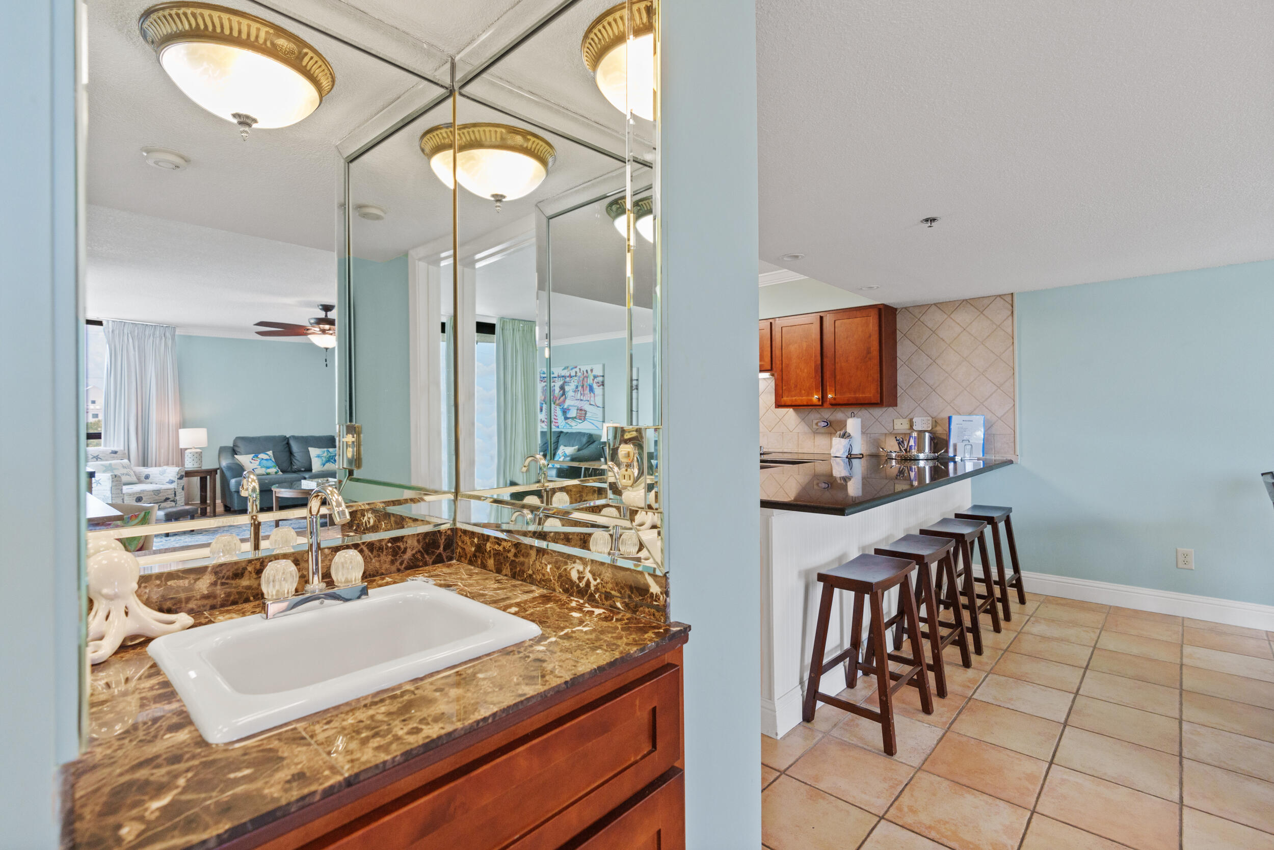 MAINSAIL CONDO PH 3 - Residential