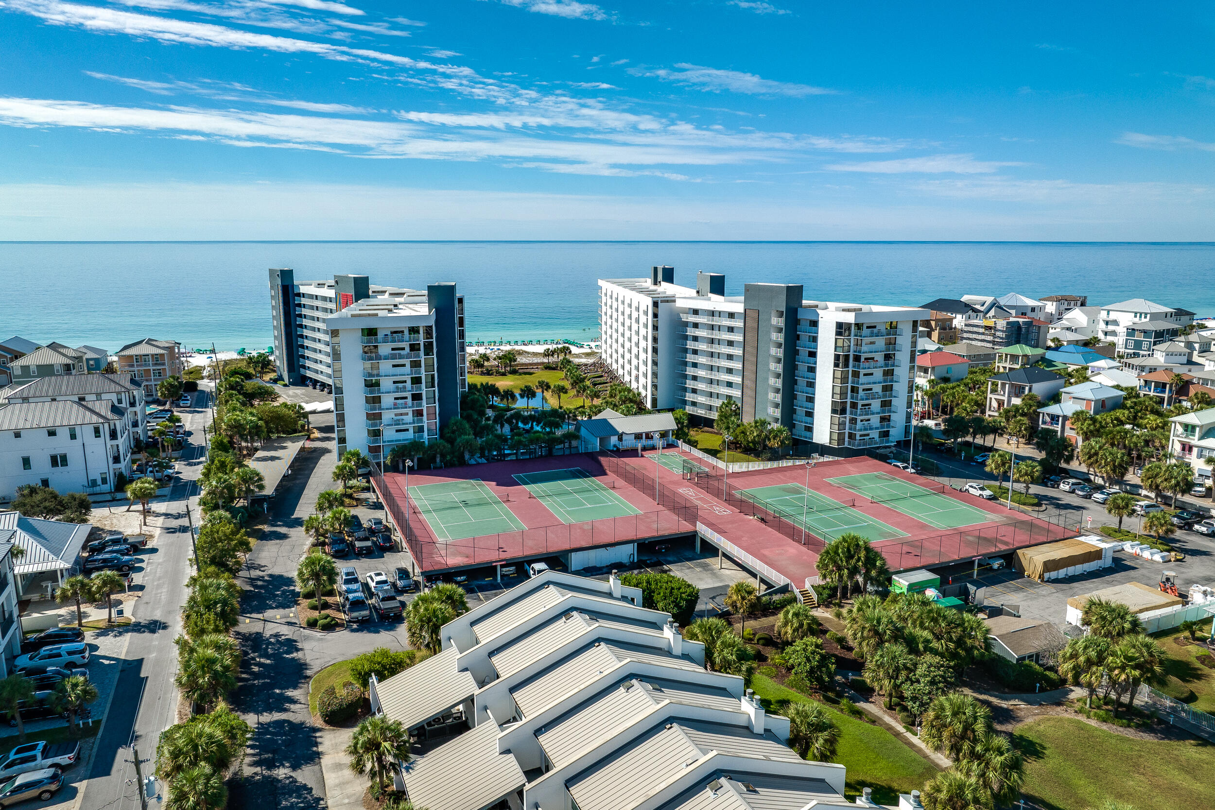MAINSAIL CONDO PH 3 - Residential