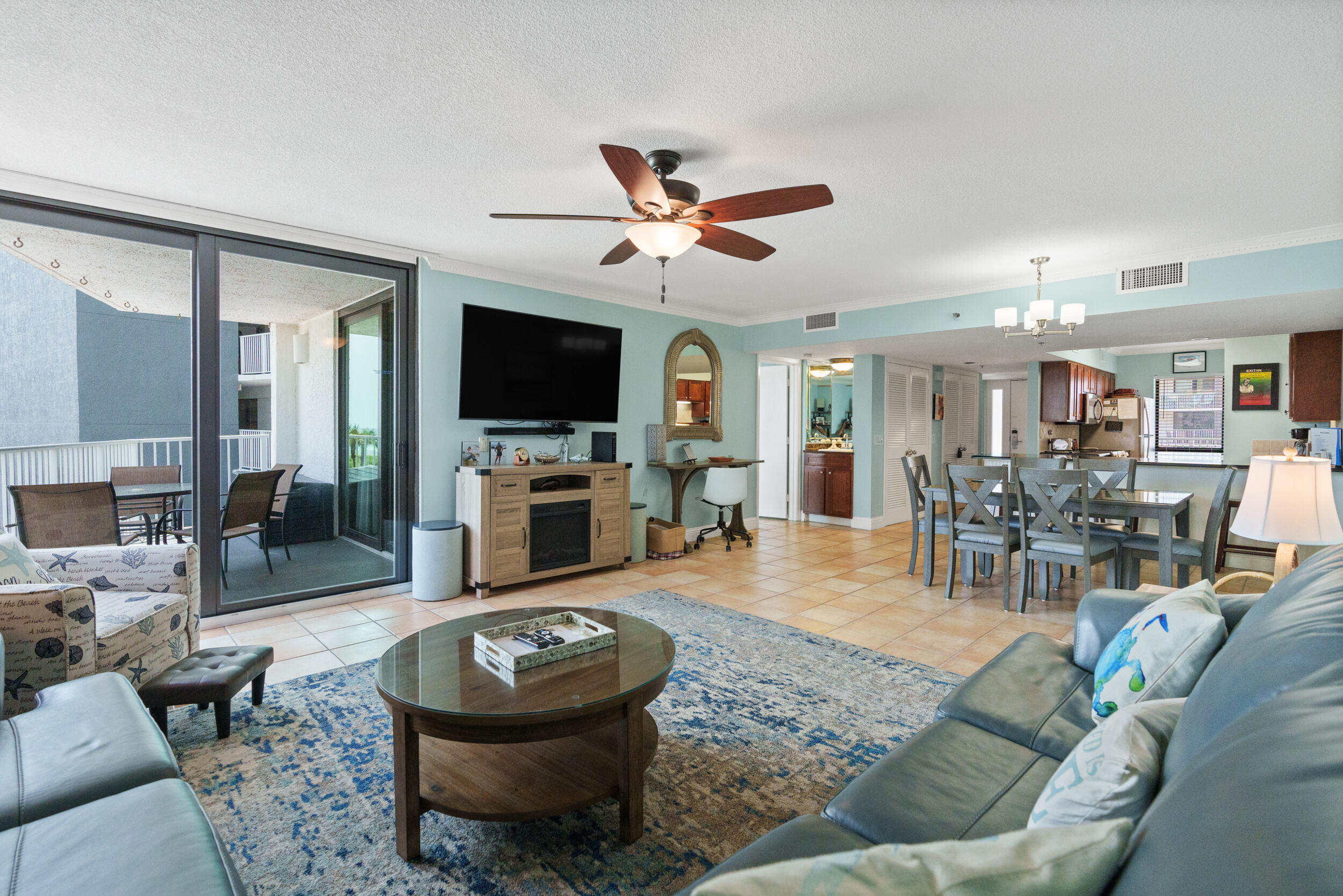 MAINSAIL CONDO PH 3 - Residential