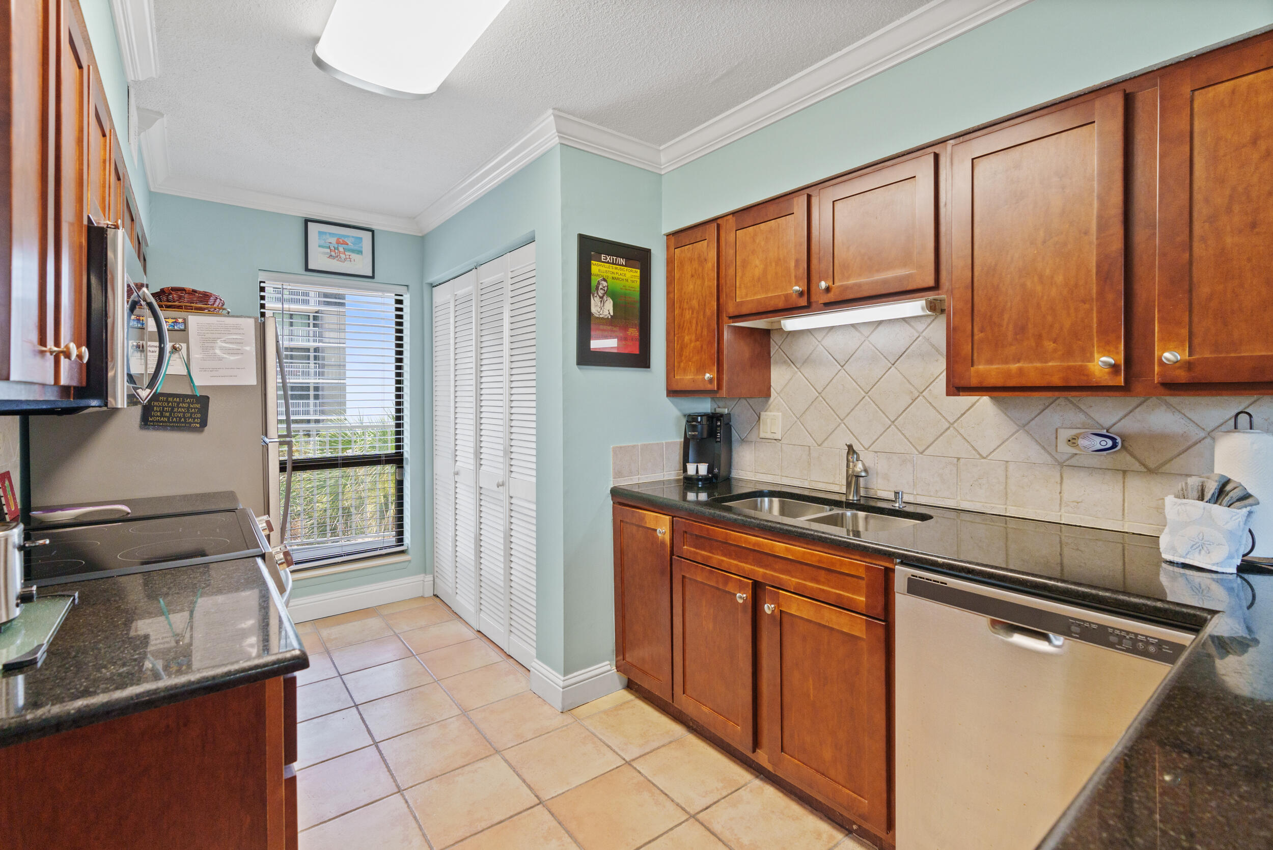 MAINSAIL CONDO PH 3 - Residential