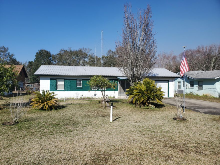 Highly sought-after area of Port Dixie in Shalimar. This home would be a perfect fit for an investor or someone looking to put their personal touch on a home. Community park, baseball fields, shopping, and schools within walking distance. Located within minutes of Eglin Air Force Base west gate. Offering a large family room that adjoins the Florida room for additional living space. The exterior offers plenty of yard space with one shed and a second storage building with electricity. Buyer to verify measurements and information deemed important.