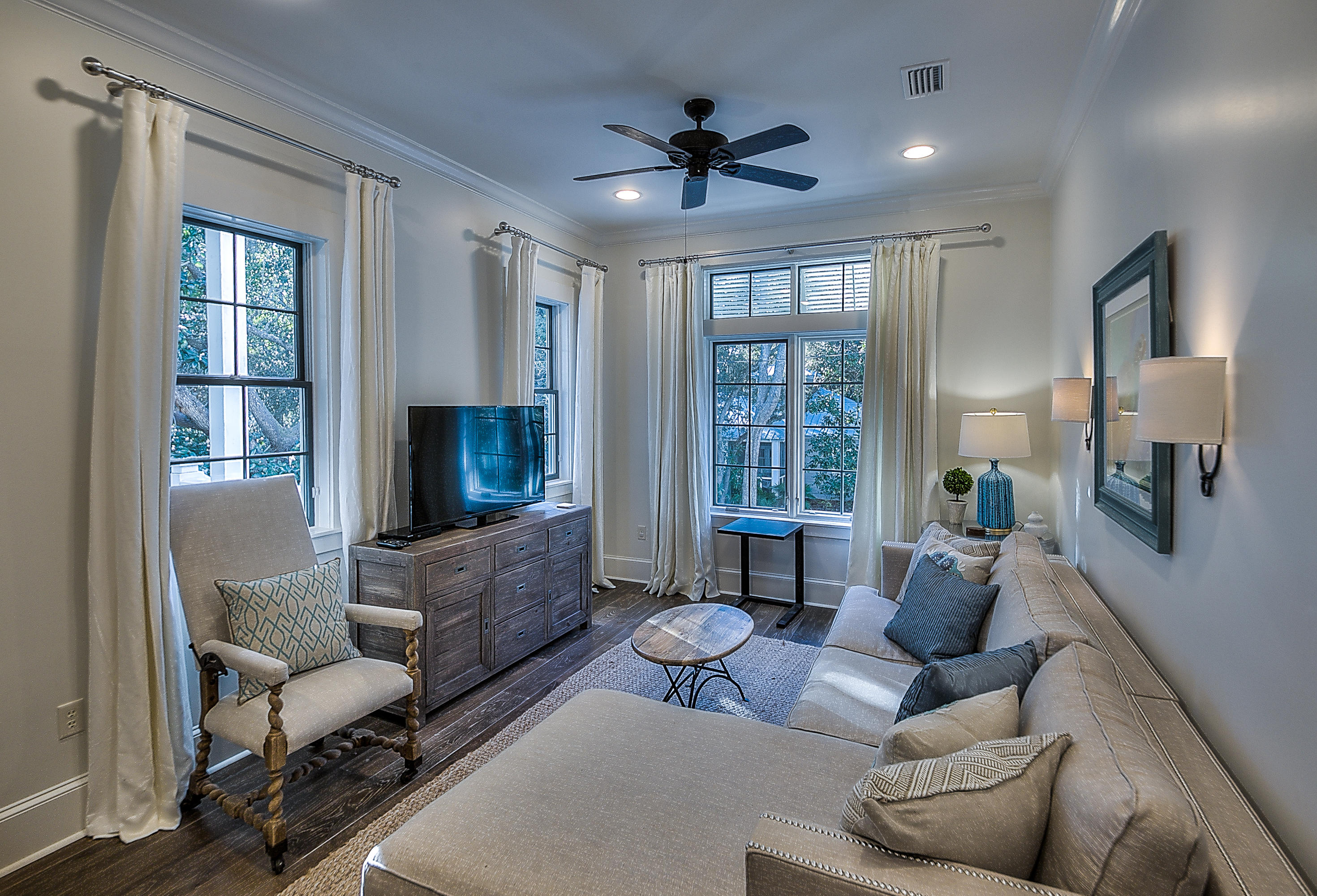 SEAGROVE 1ST ADDN - Residential