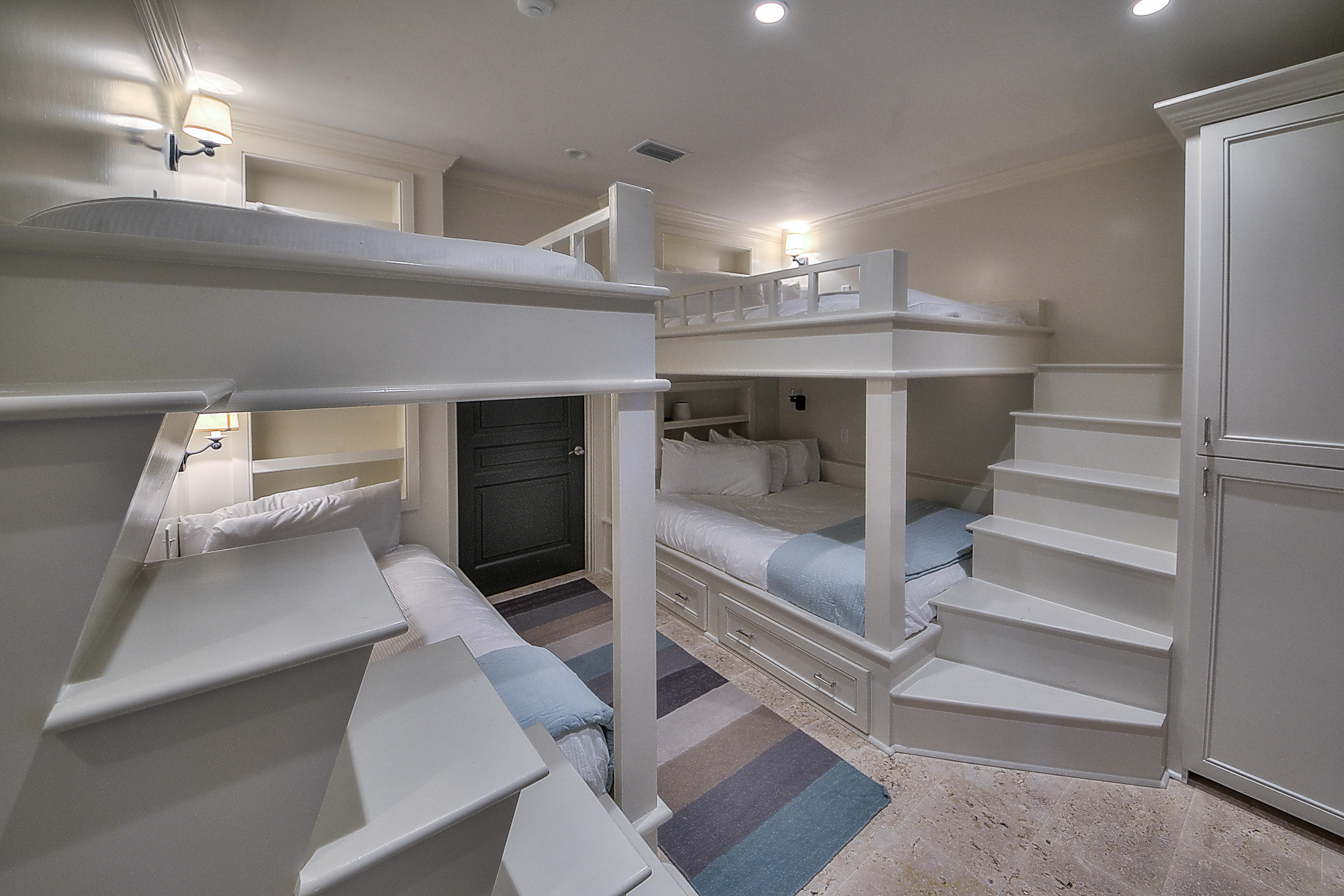 SEAGROVE 1ST ADDN - Residential