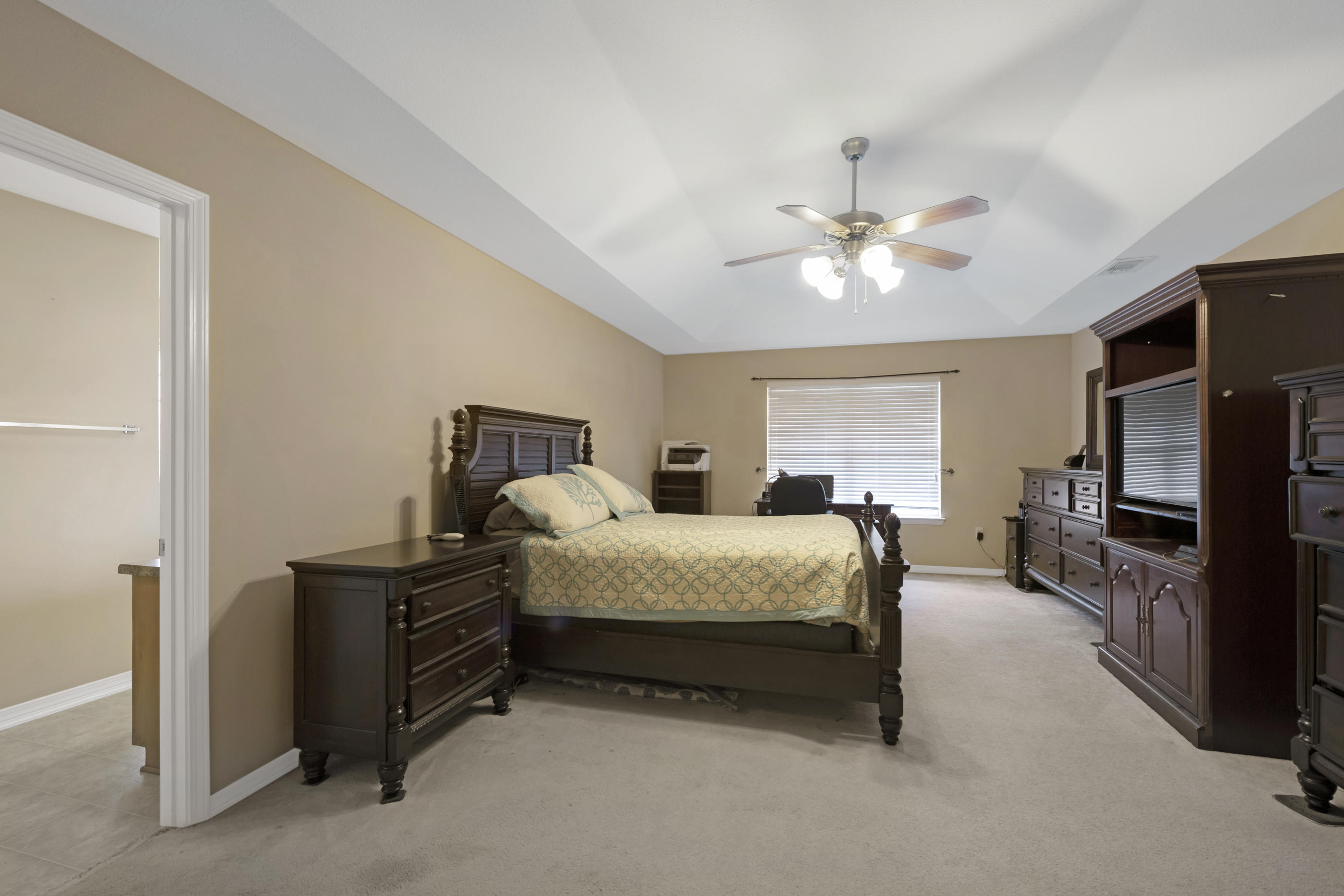 CREETWOOD VILLAGE - Residential