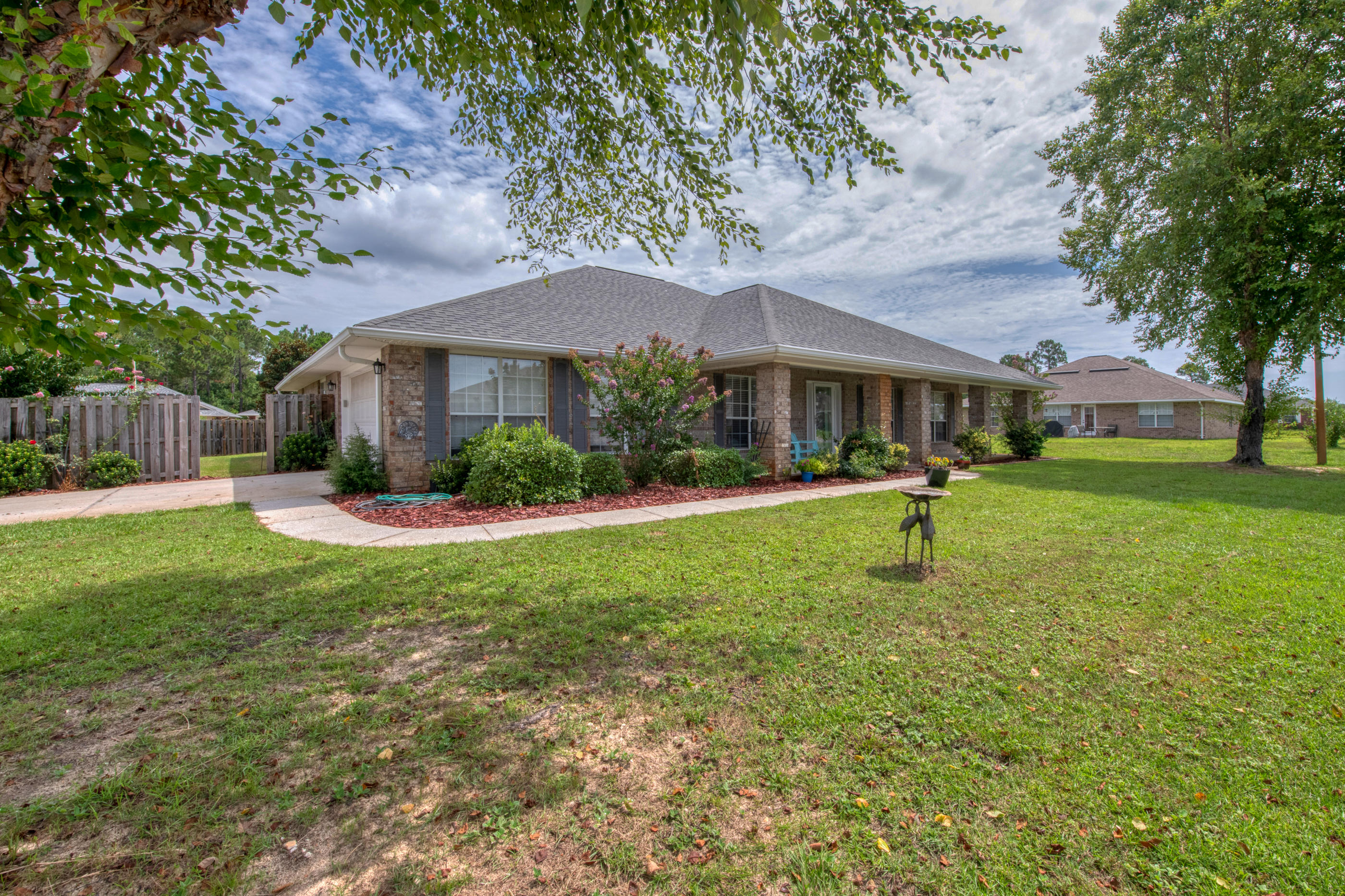 CREETWOOD VILLAGE - Residential