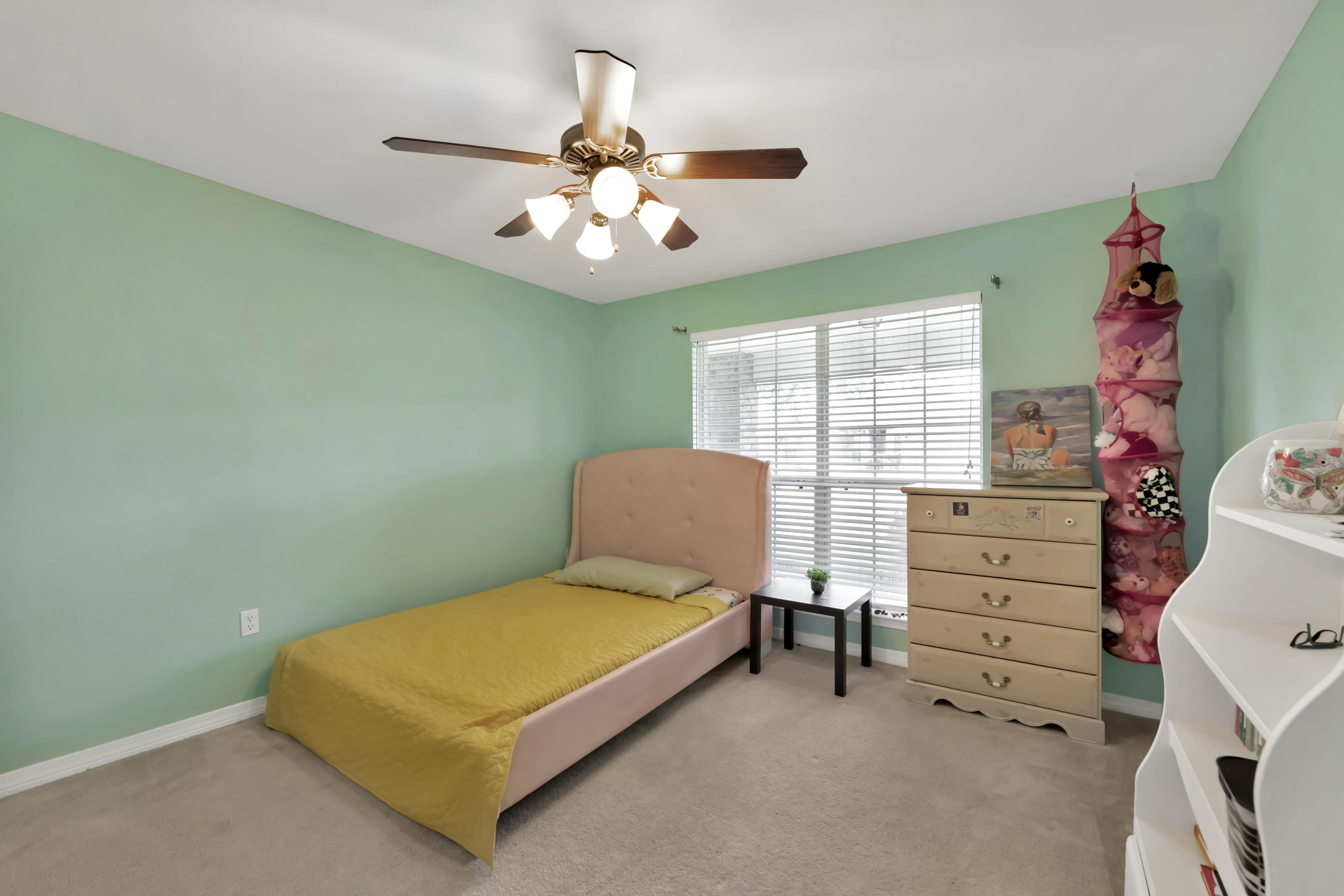 CREETWOOD VILLAGE - Residential