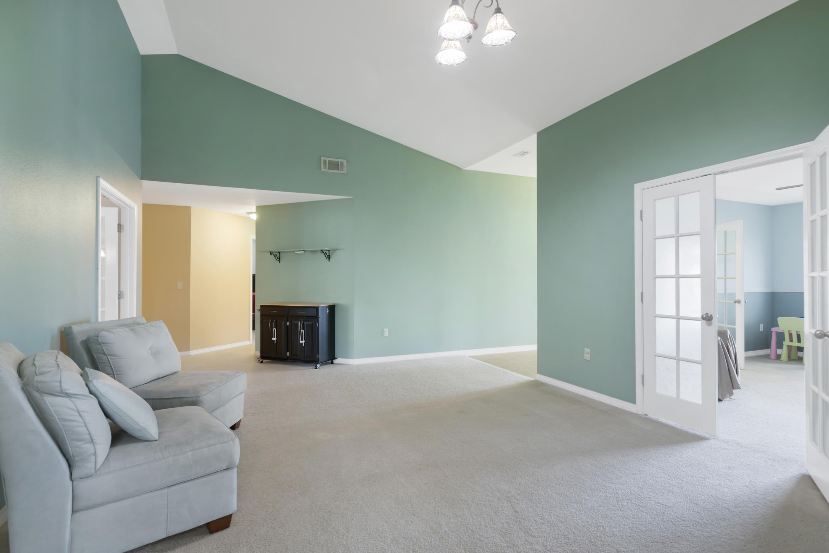 CREETWOOD VILLAGE - Residential