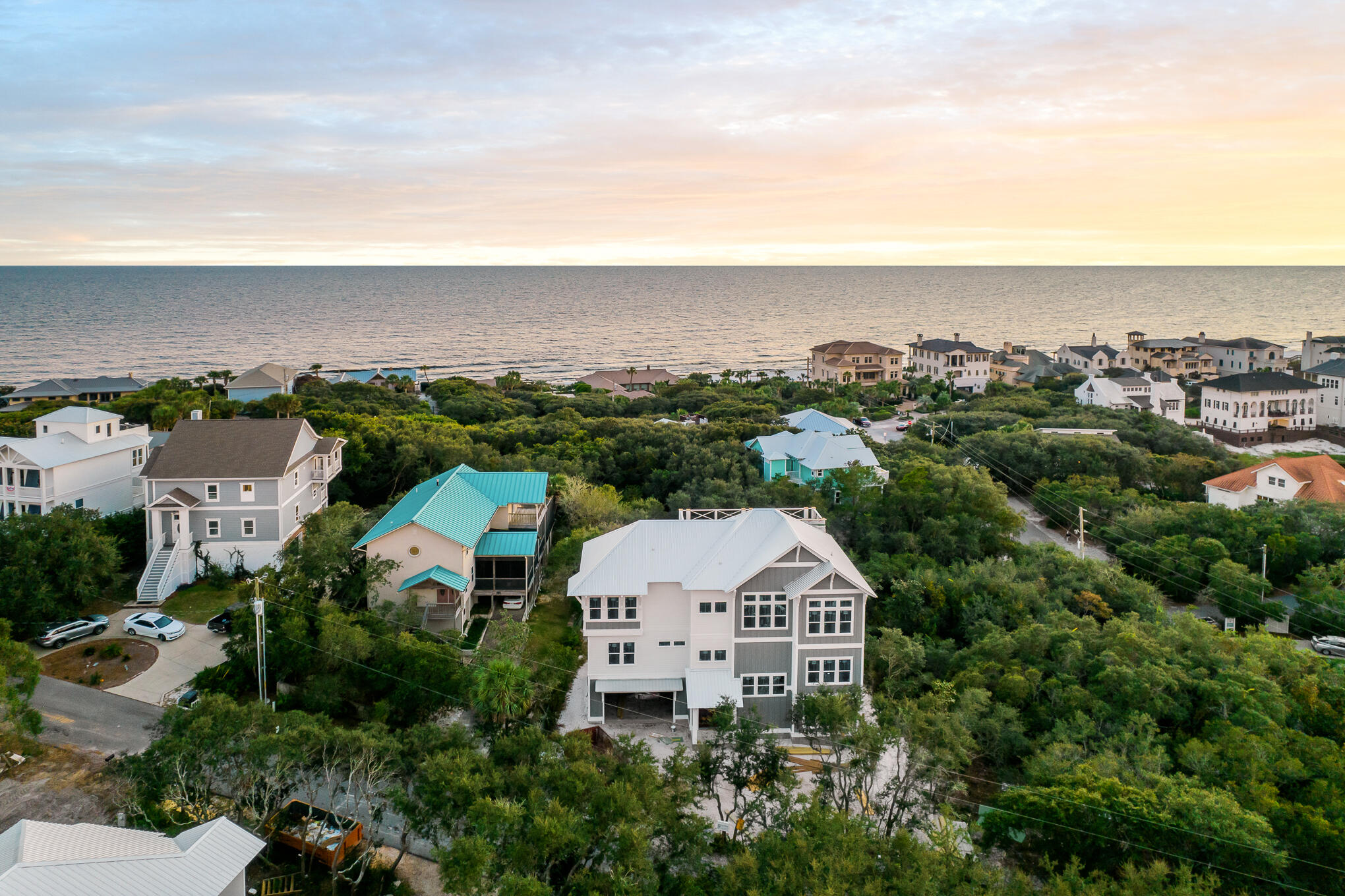 BEACH HIGHLANDS - Residential