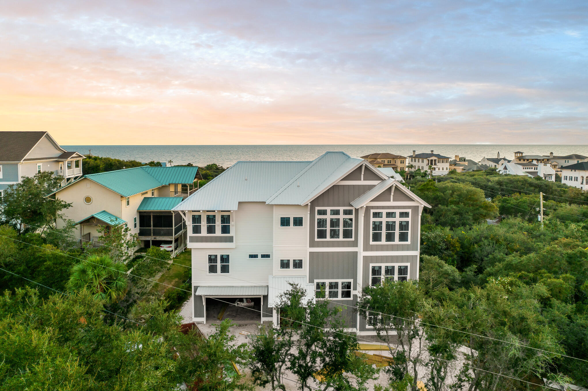 BEACH HIGHLANDS - Residential