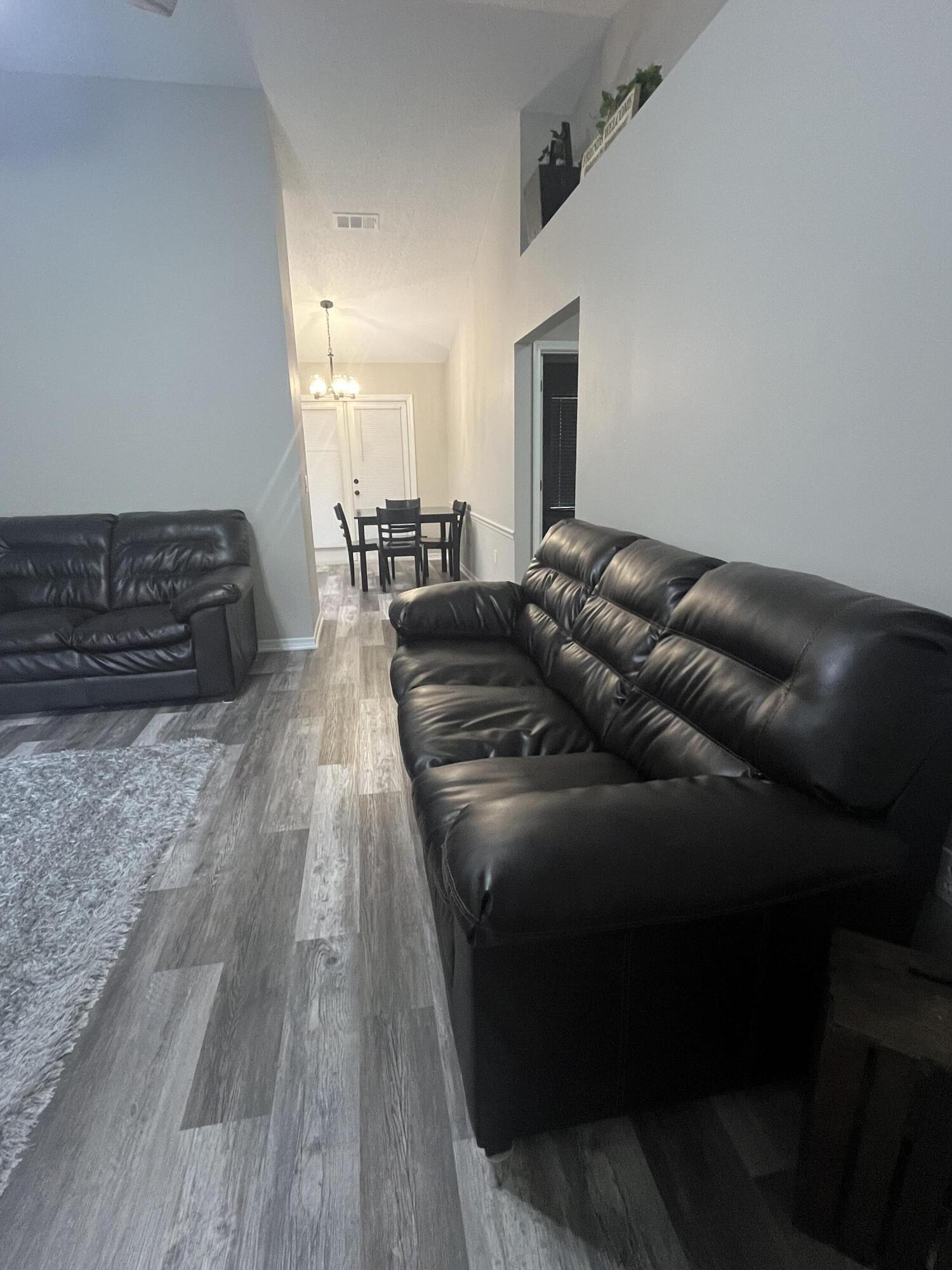 PLANTATION WOODS - Residential