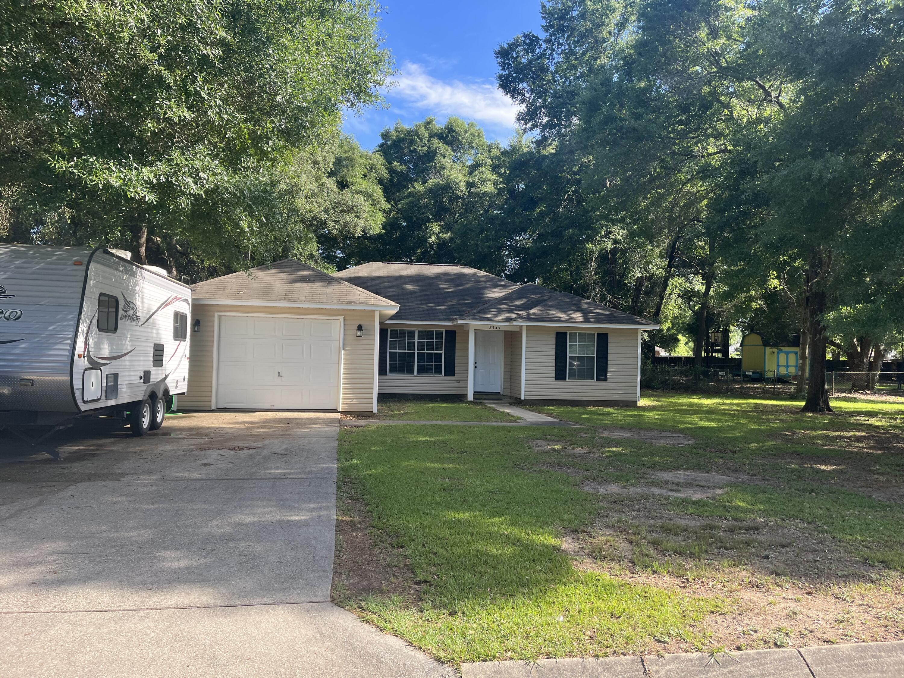 PLANTATION WOODS - Residential