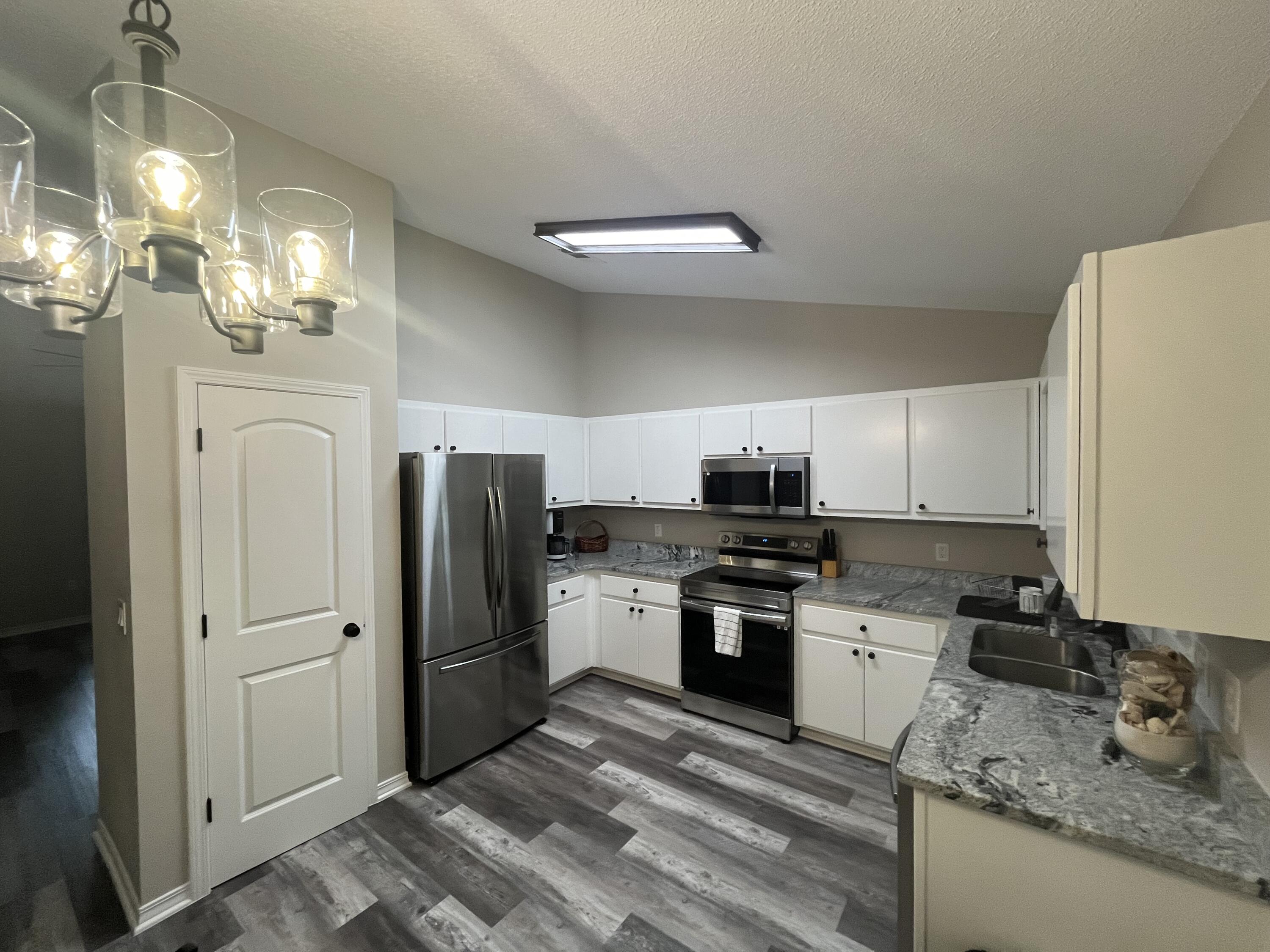 PLANTATION WOODS - Residential