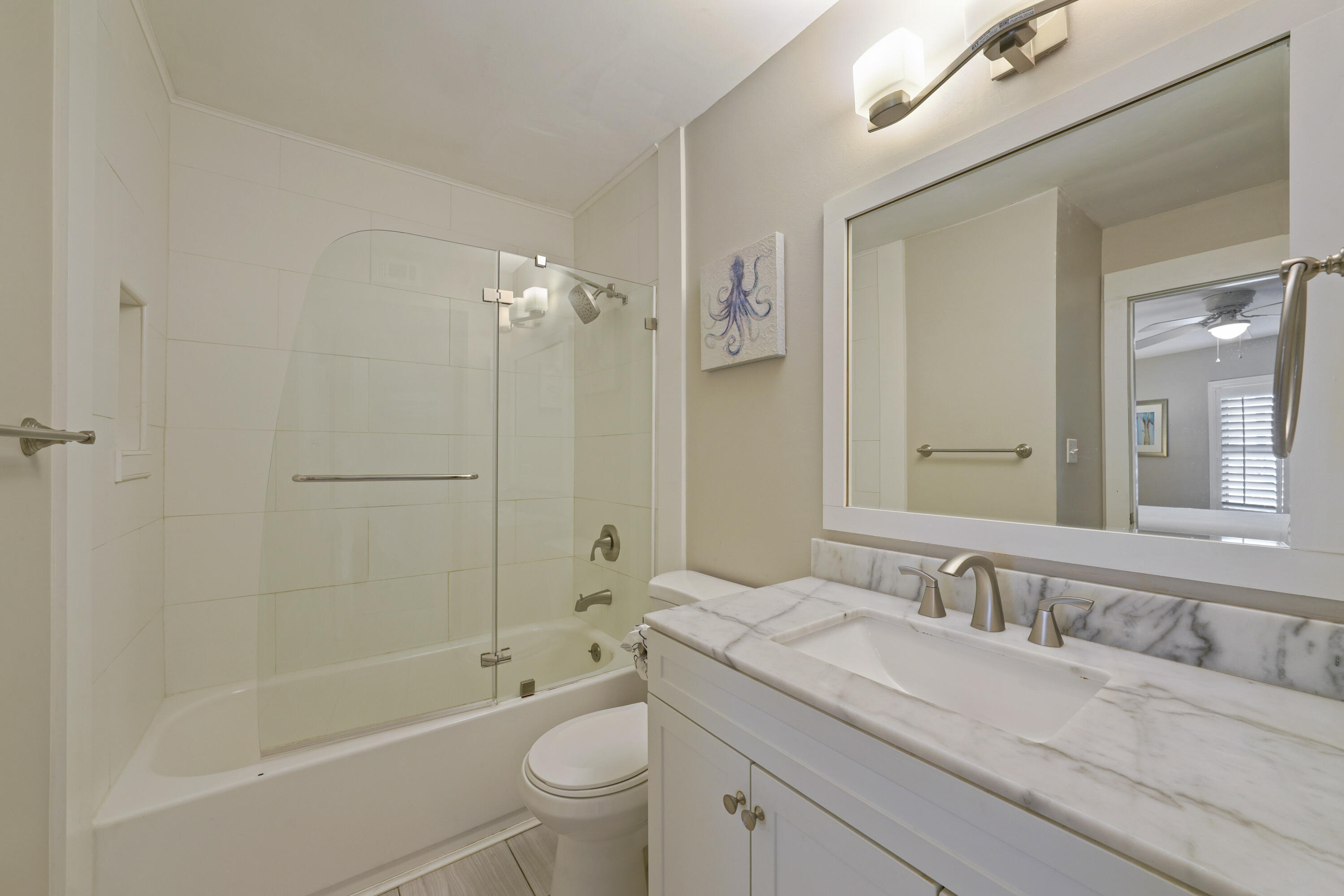 MARAVILLA CONDO 3 - Residential