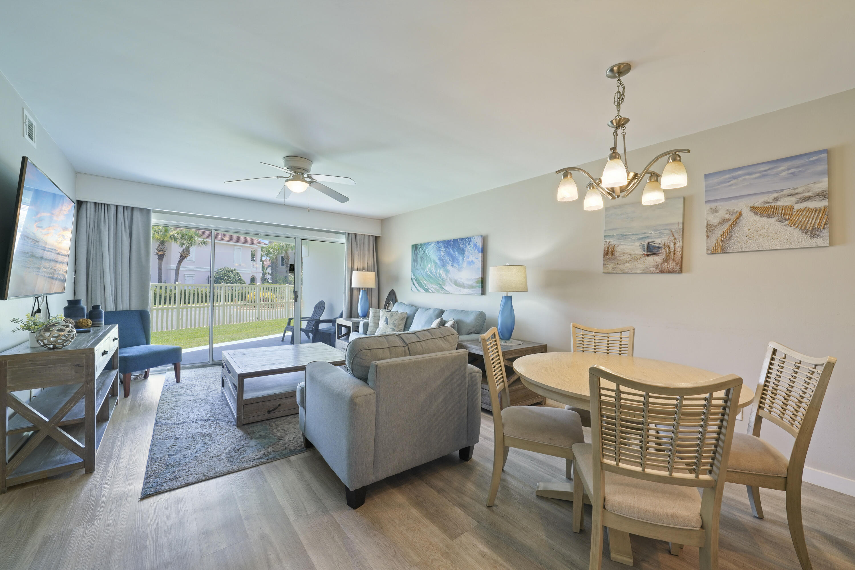 MARAVILLA CONDO 3 - Residential