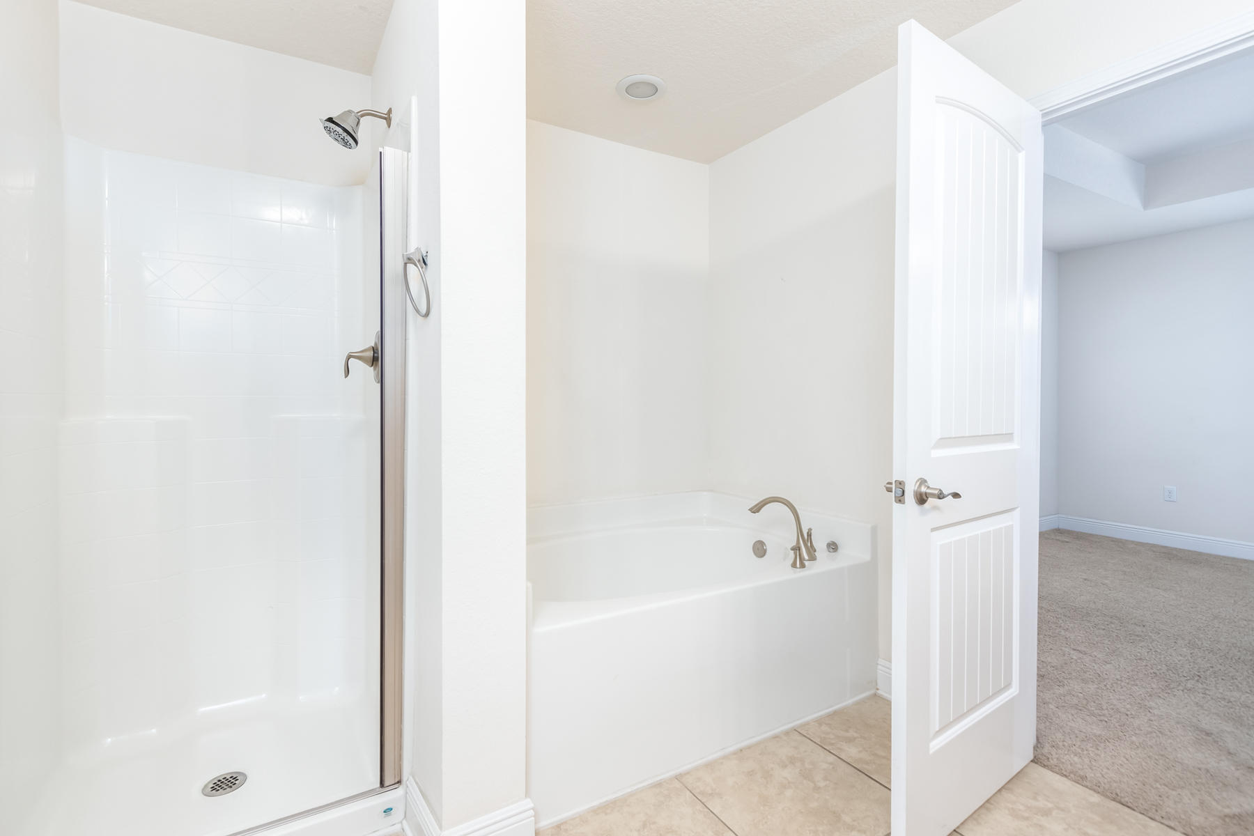 EAGLE BAY - Residential