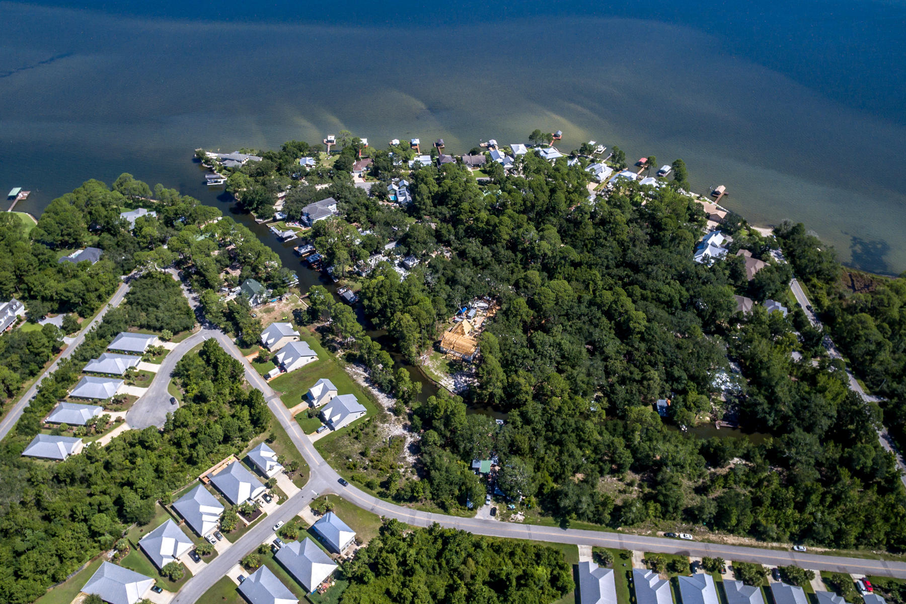 EAGLE BAY - Residential