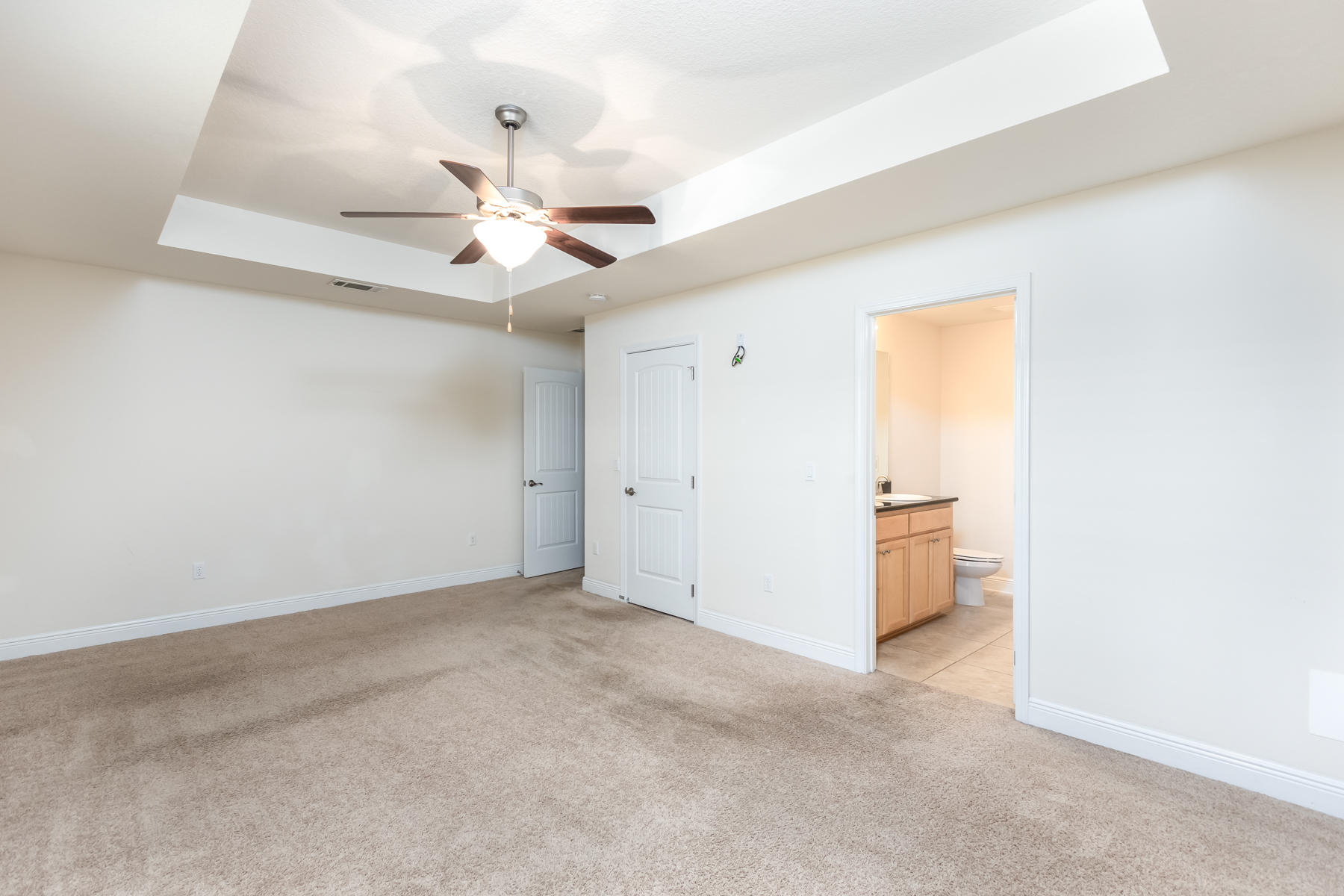 EAGLE BAY - Residential