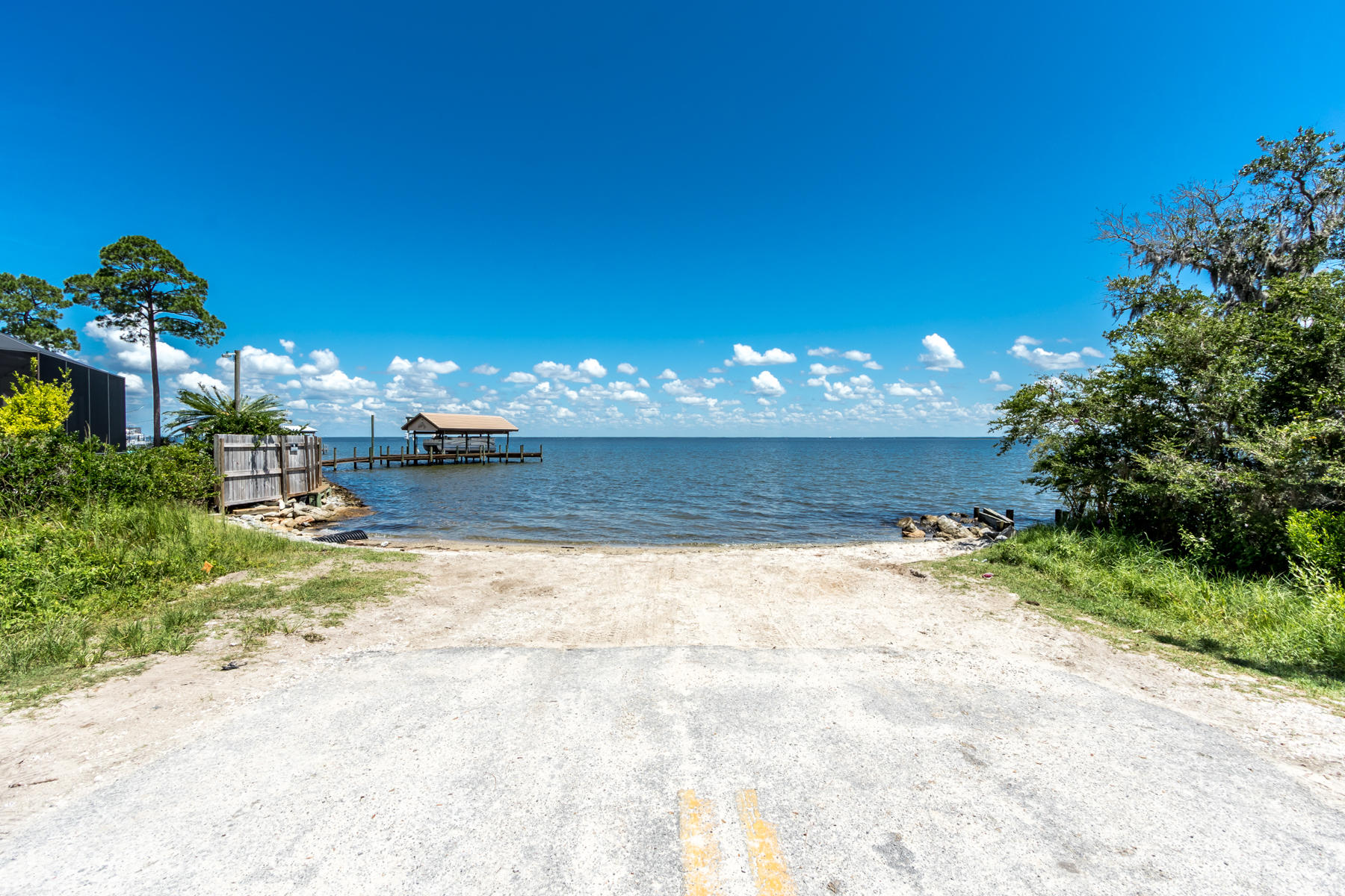 EAGLE BAY - Residential