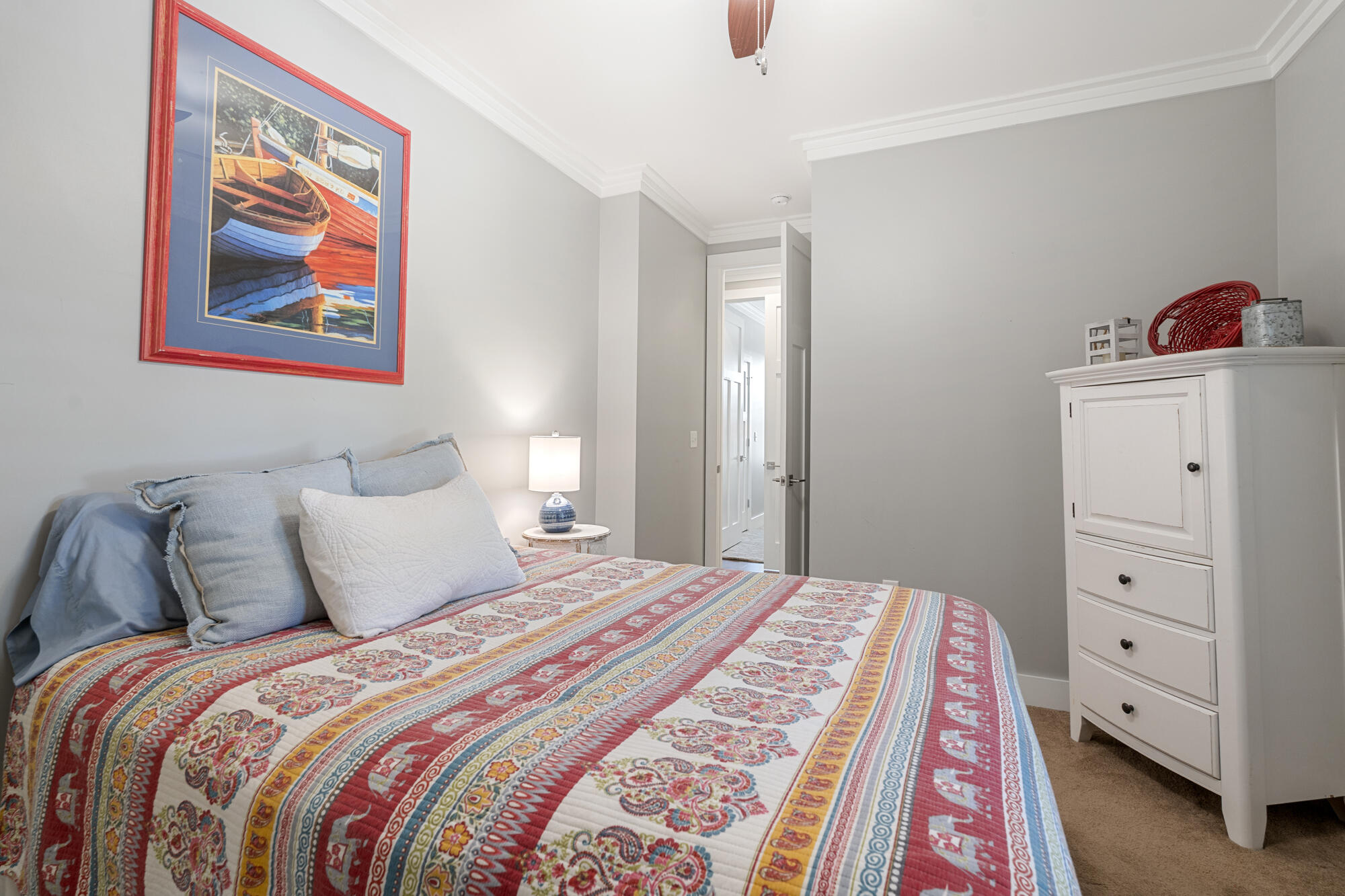 BAY GROVE - Residential