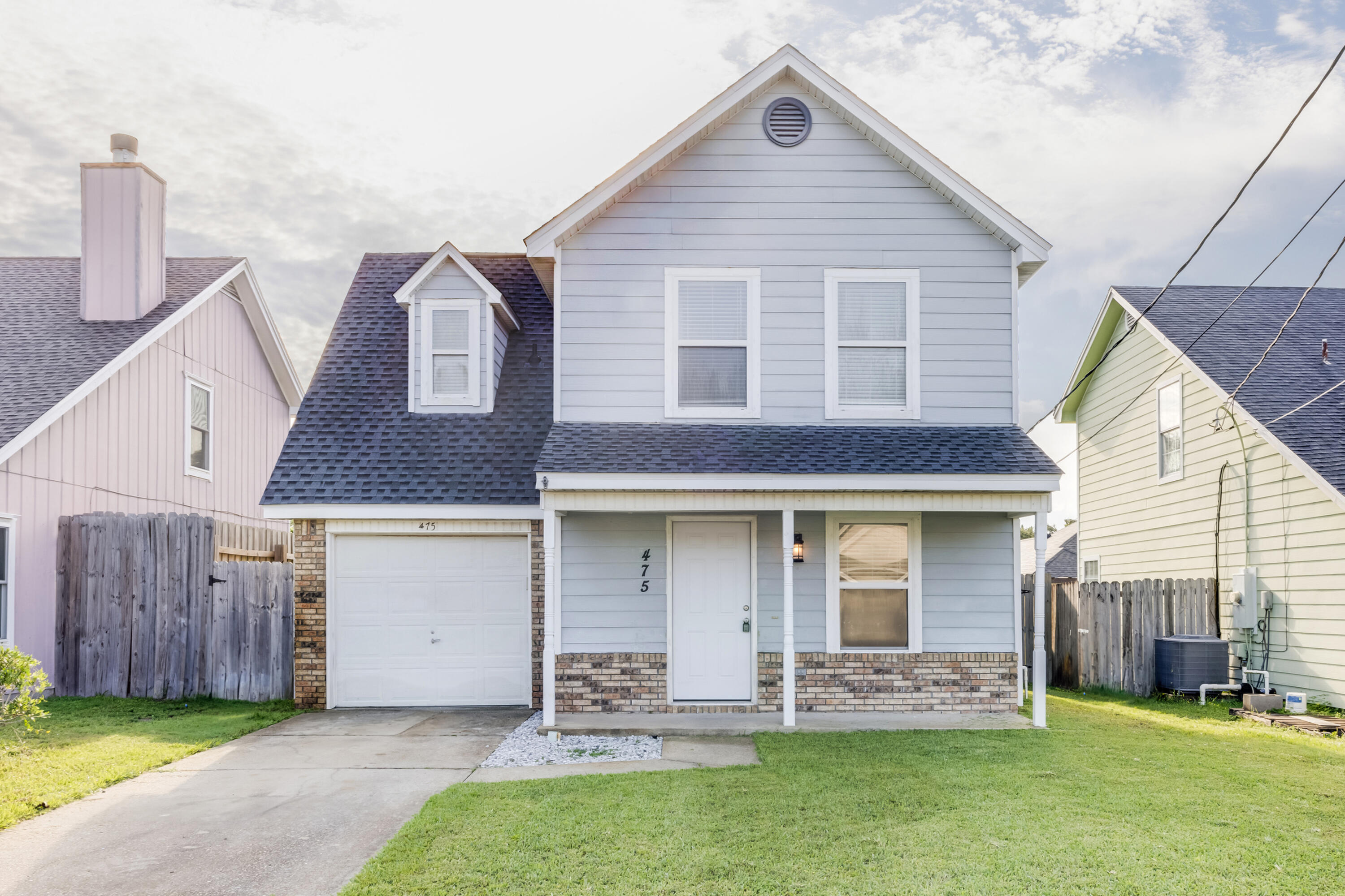 SANDY RIDGE ESTATES - Residential