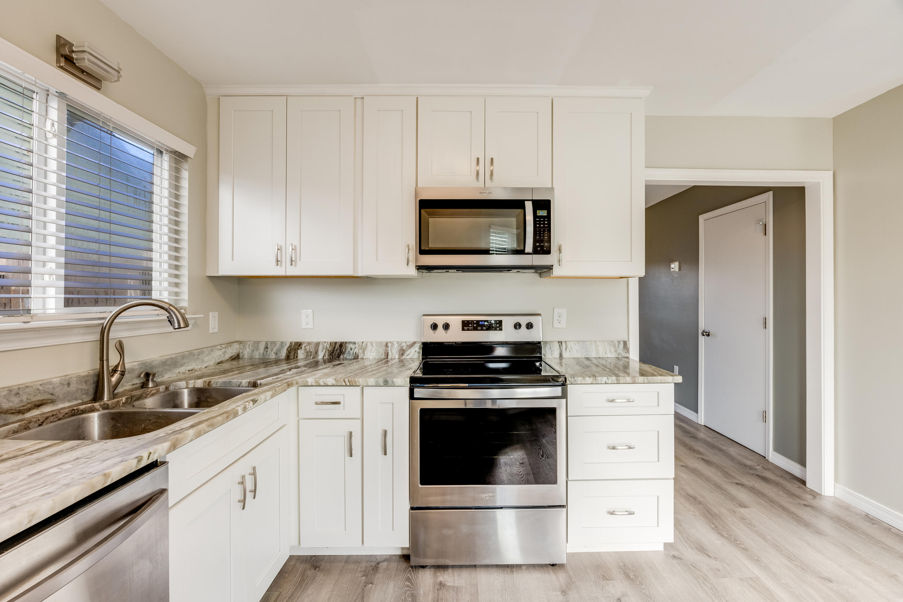 SANDY RIDGE ESTATES - Residential