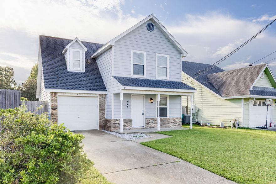 This charming home is conveniently located 5 minutes to the Hurlburt gate and situated in close proximity to Navarre Beach. It is a spacious two story floor plan with  3 bedrooms located upstairs and 2.5 baths. The fresh paint, vinyl flooring, granite counters,  and overall modern finishings only add to the appeal of this lovely home.