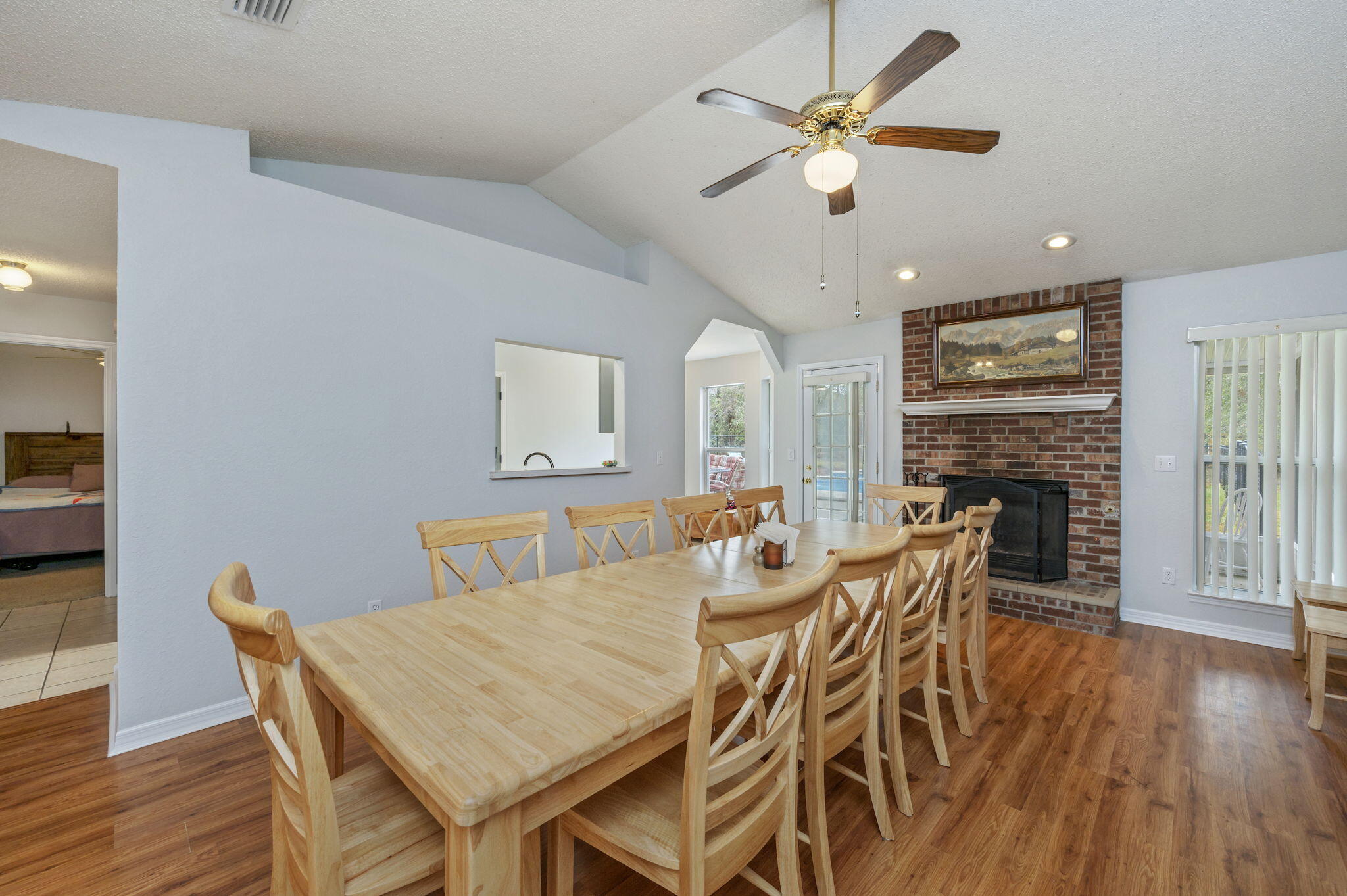 INDIAN TRAILS PH I E1/2 LOT 3 BLK C - Residential