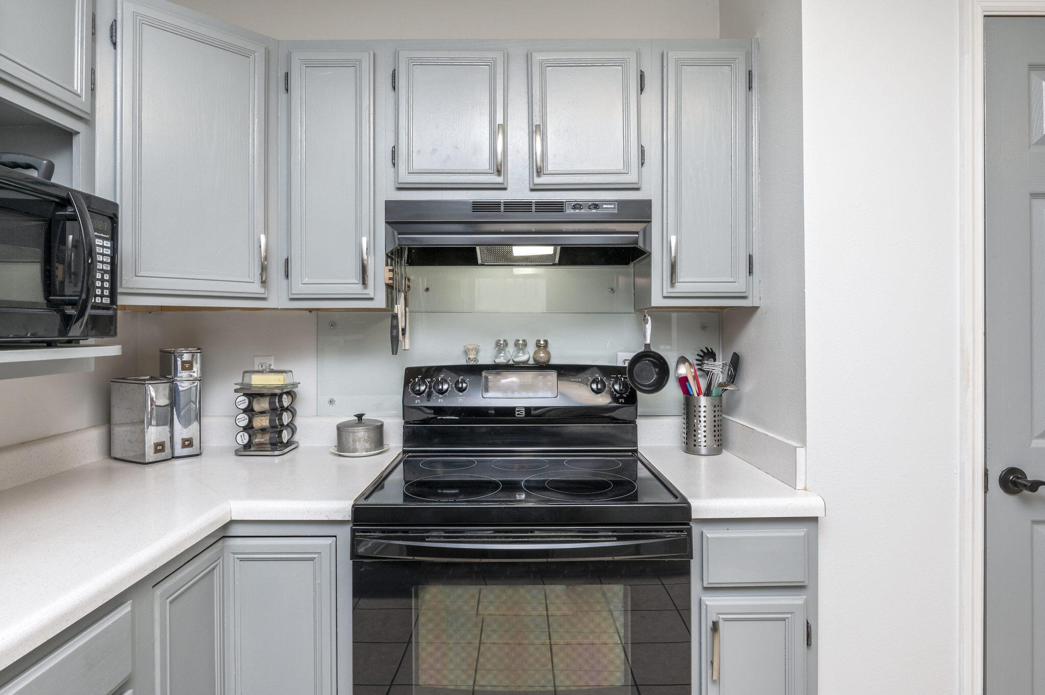 INDIAN TRAILS PH I E1/2 LOT 3 BLK C - Residential