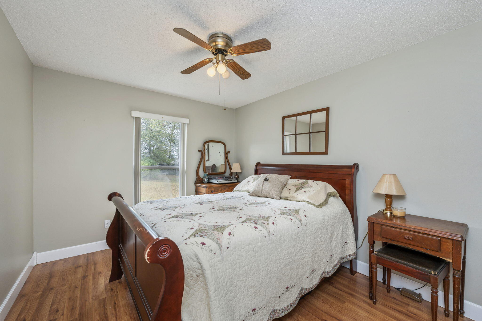 INDIAN TRAILS PH I E1/2 LOT 3 BLK C - Residential