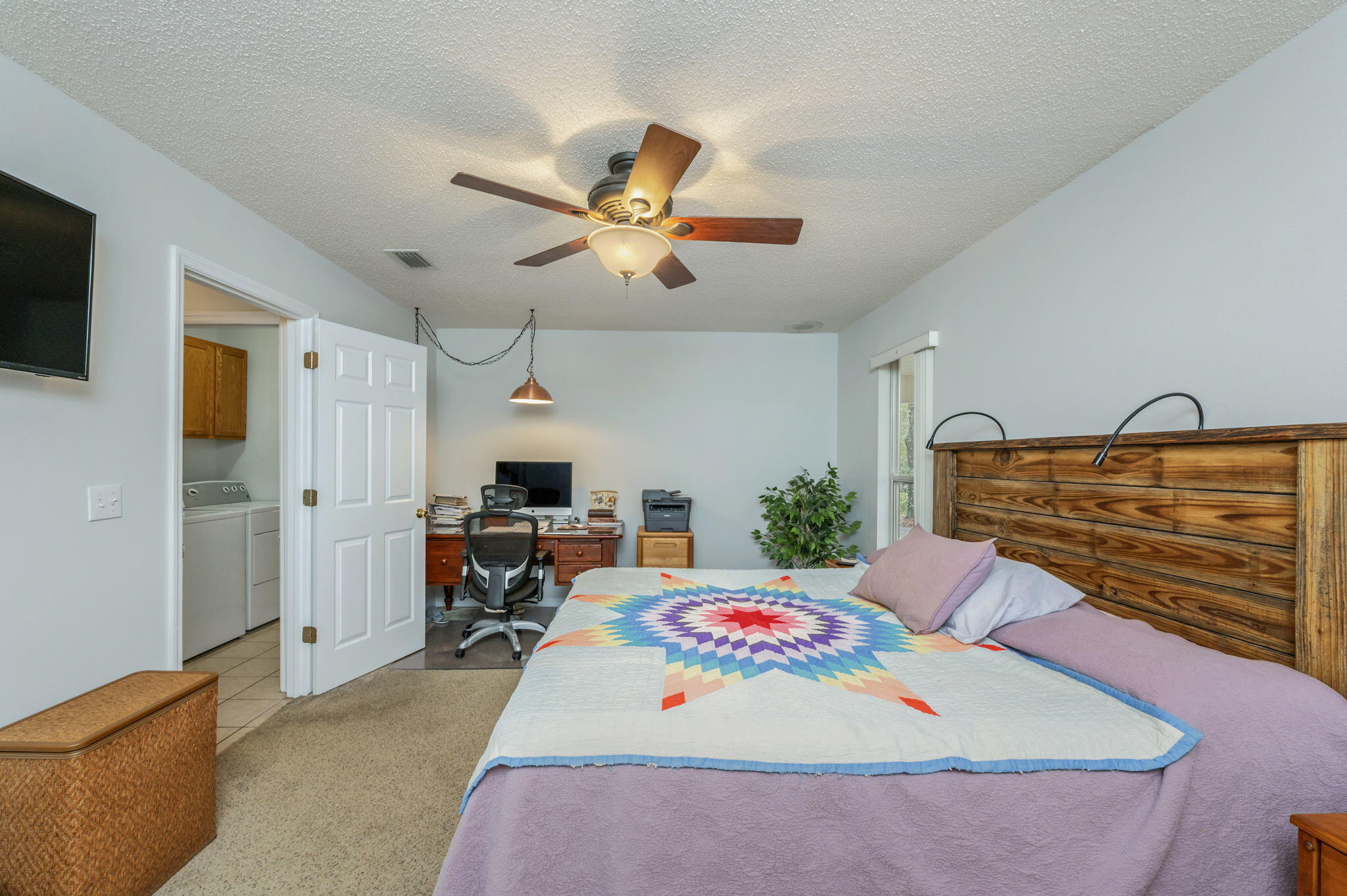 INDIAN TRAILS PH I E1/2 LOT 3 BLK C - Residential