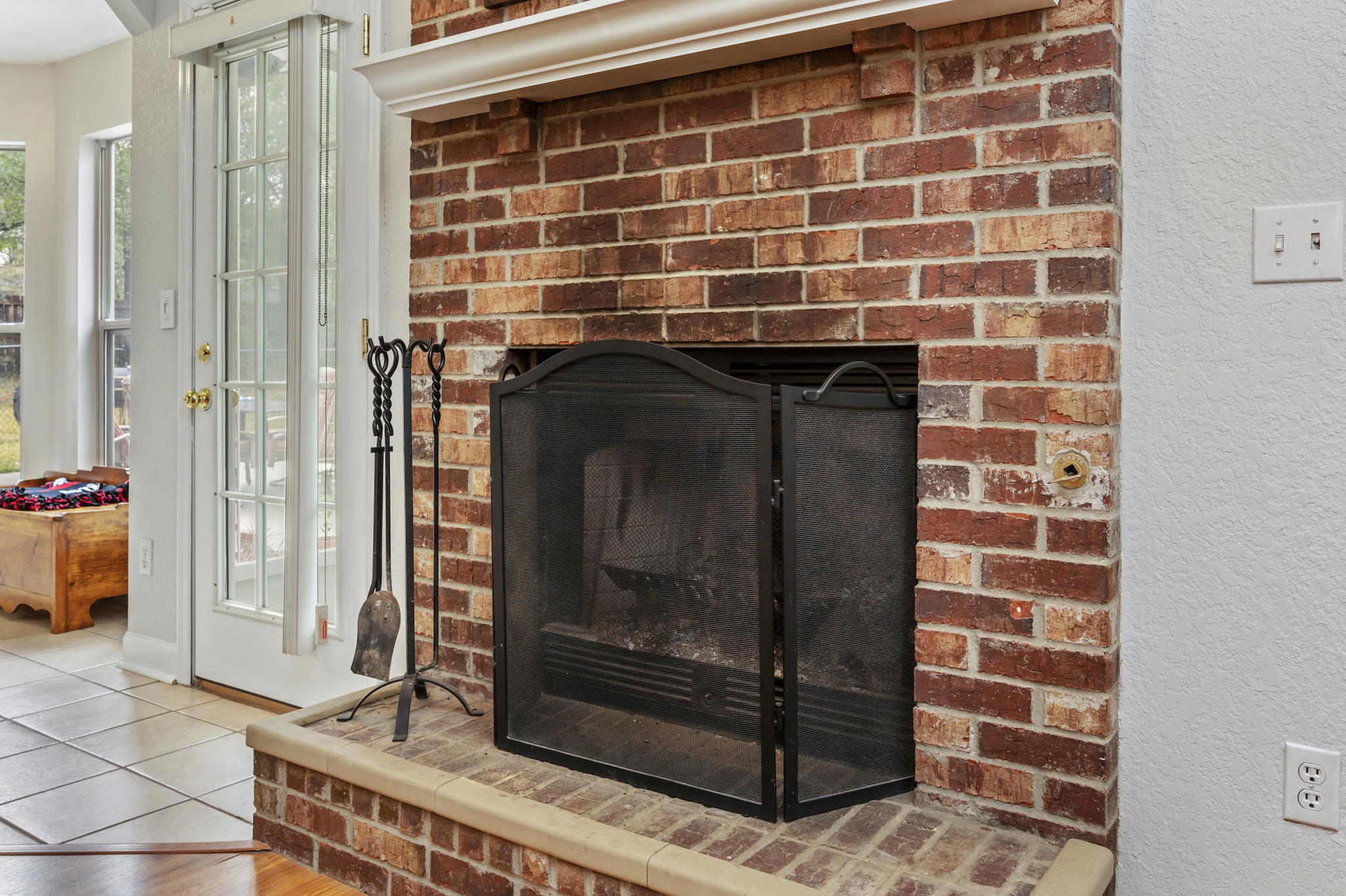 INDIAN TRAILS PH I E1/2 LOT 3 BLK C - Residential