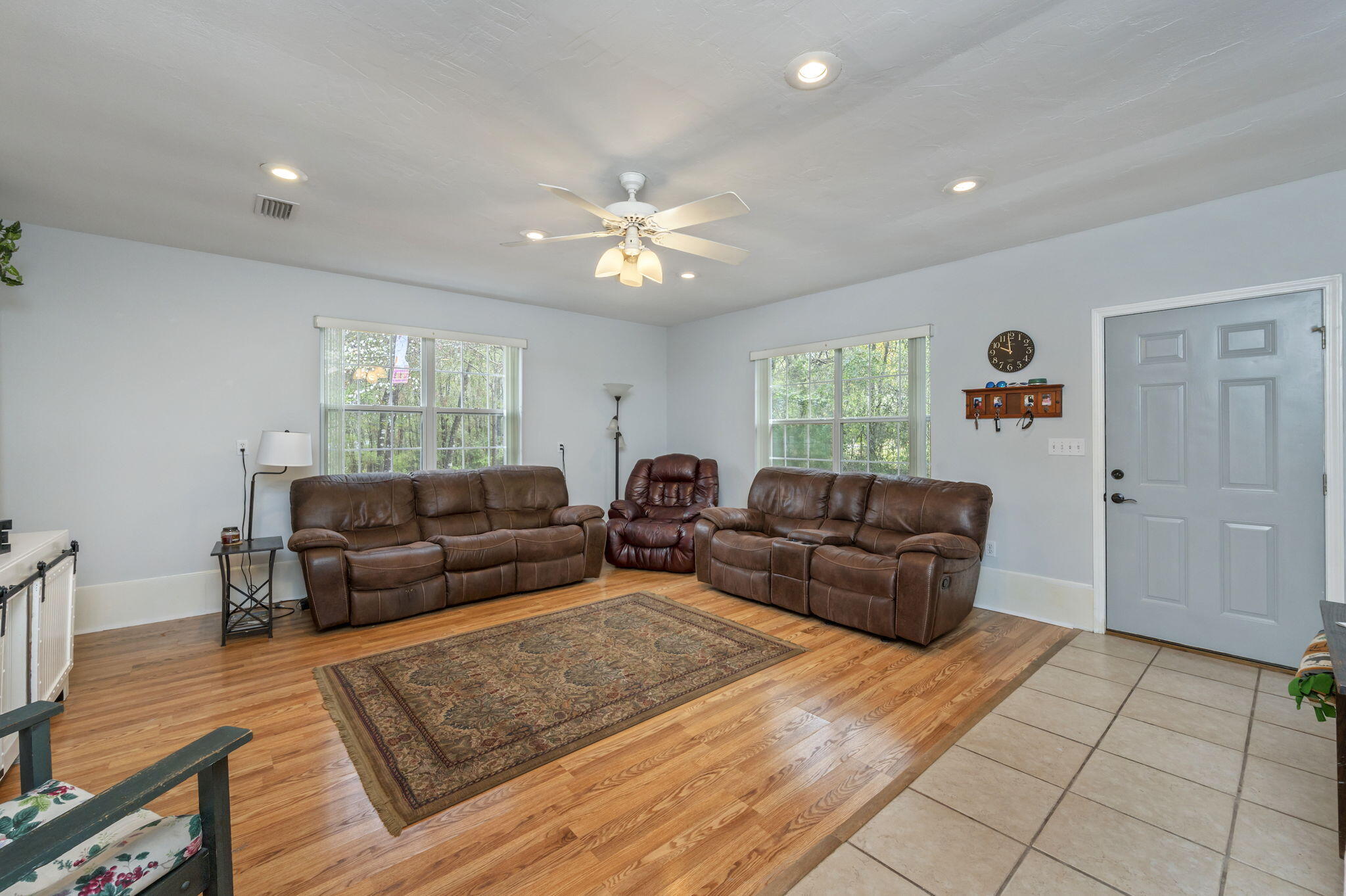 INDIAN TRAILS PH I E1/2 LOT 3 BLK C - Residential