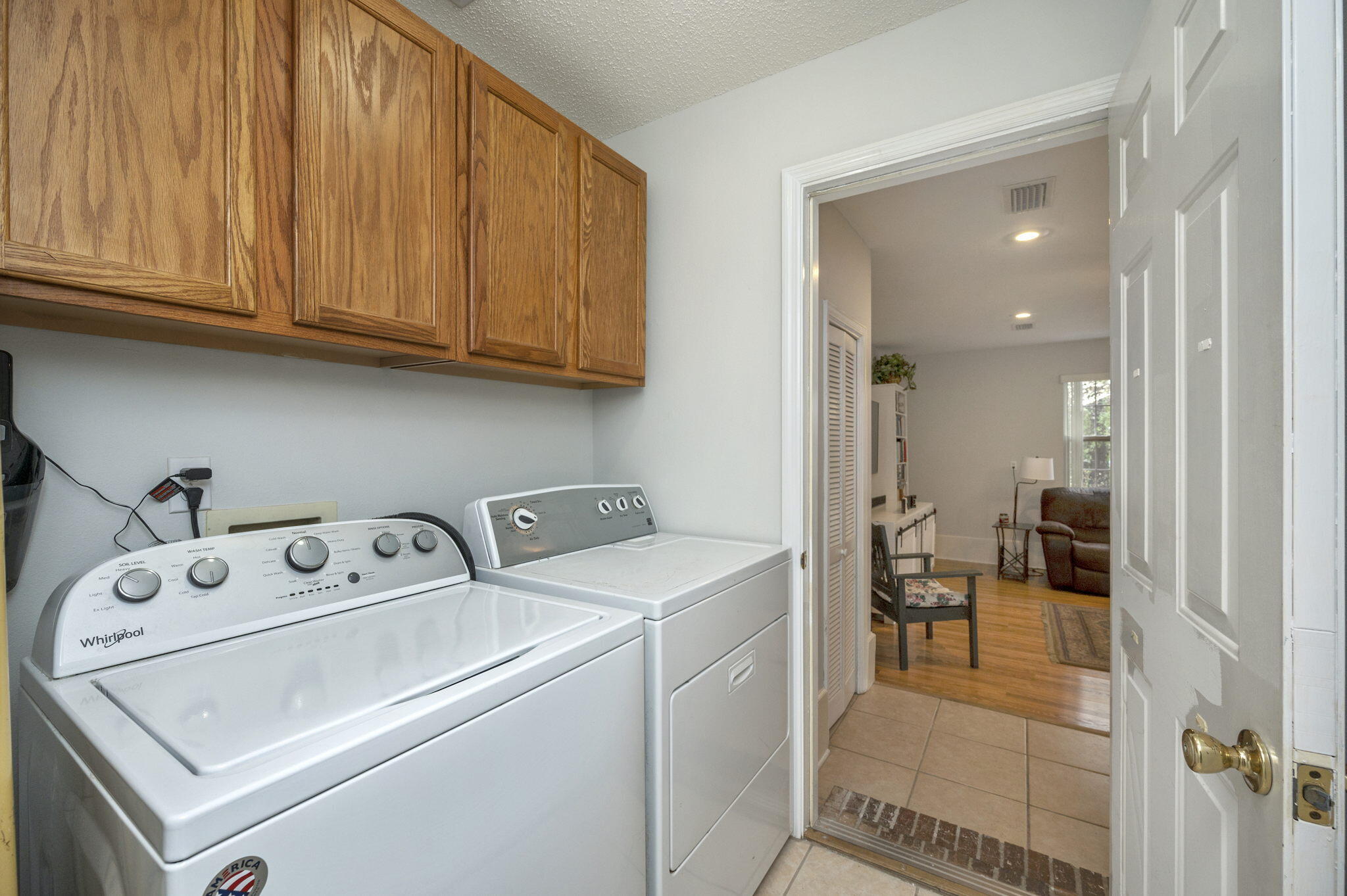 INDIAN TRAILS PH I E1/2 LOT 3 BLK C - Residential